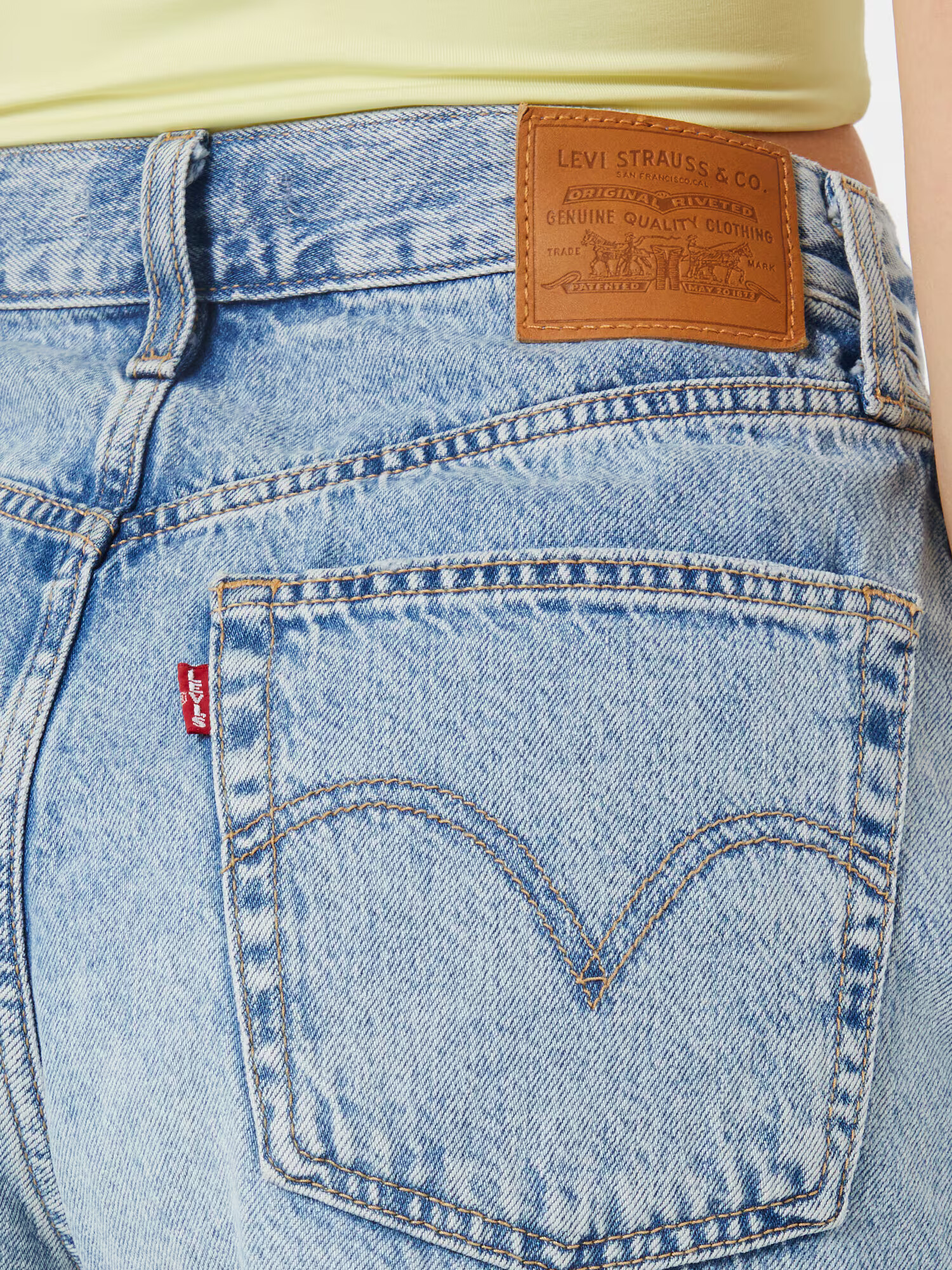 LEVI'S ® Jeans 'HIGH LOOSE SHORT' albastru deschis - Pled.ro