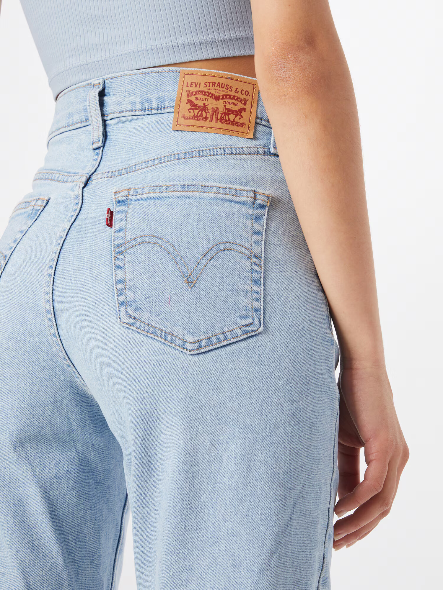 LEVI'S ® Jeans 'HIGH WAISTED MOM JEAN MED INDIGO - WORN IN' albastru denim - Pled.ro