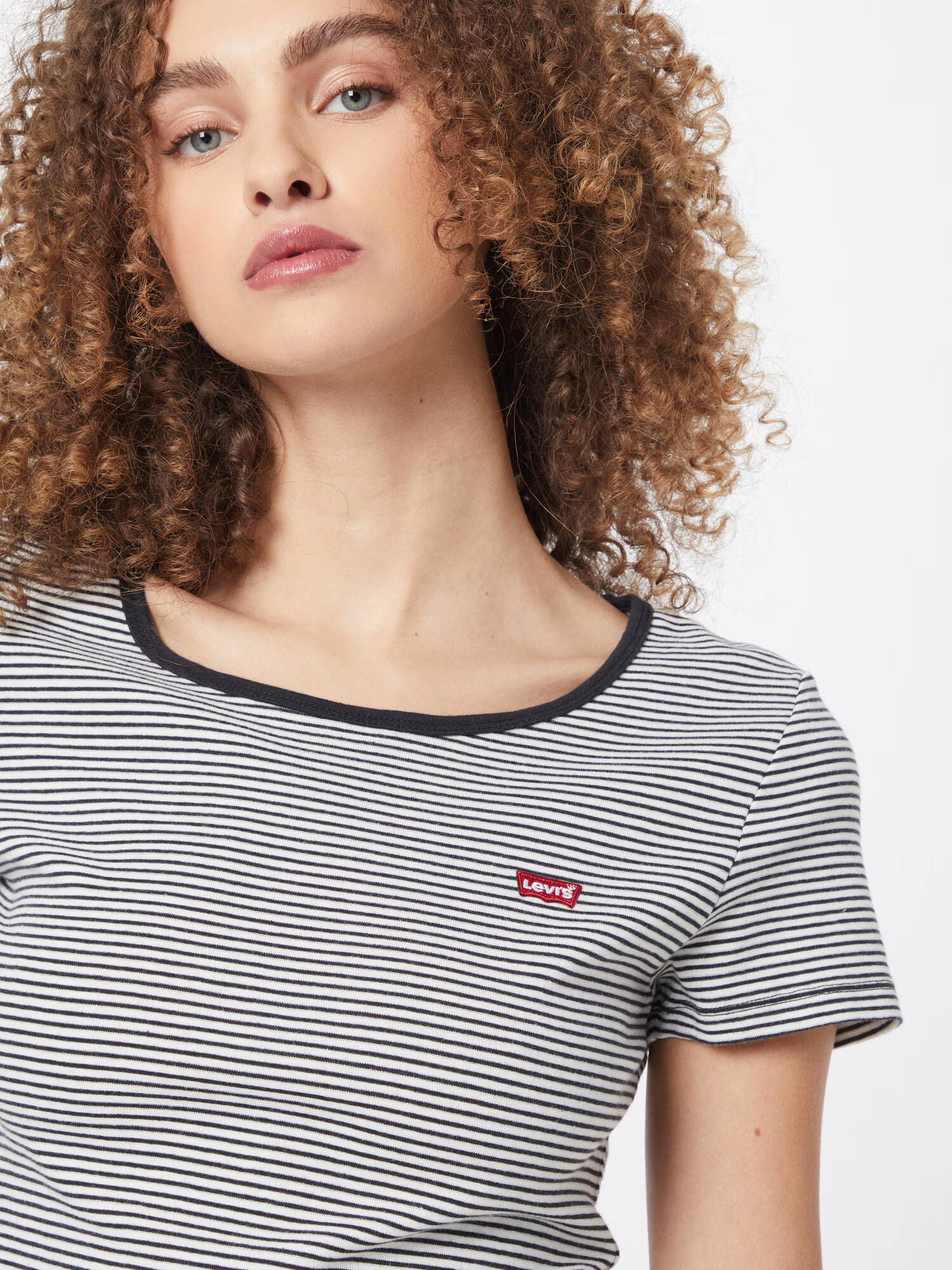 LEVI'S ® Tricou sângeriu / negru / alb - Pled.ro