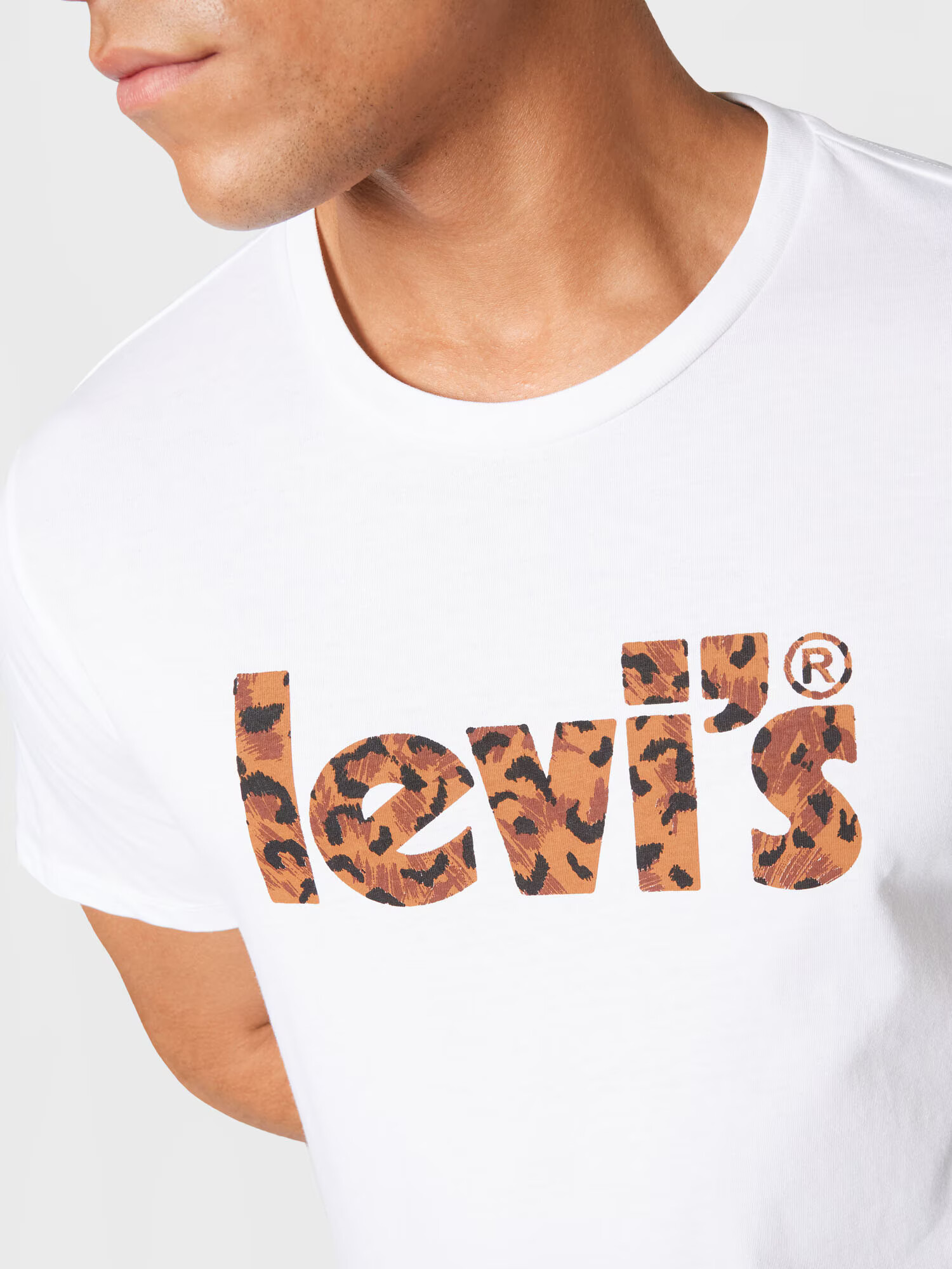 LEVI'S Tricou 'LSE_GRAPHIC CREWNECK TE NEUTRALS' maro / maro caramel / negru / alb - Pled.ro