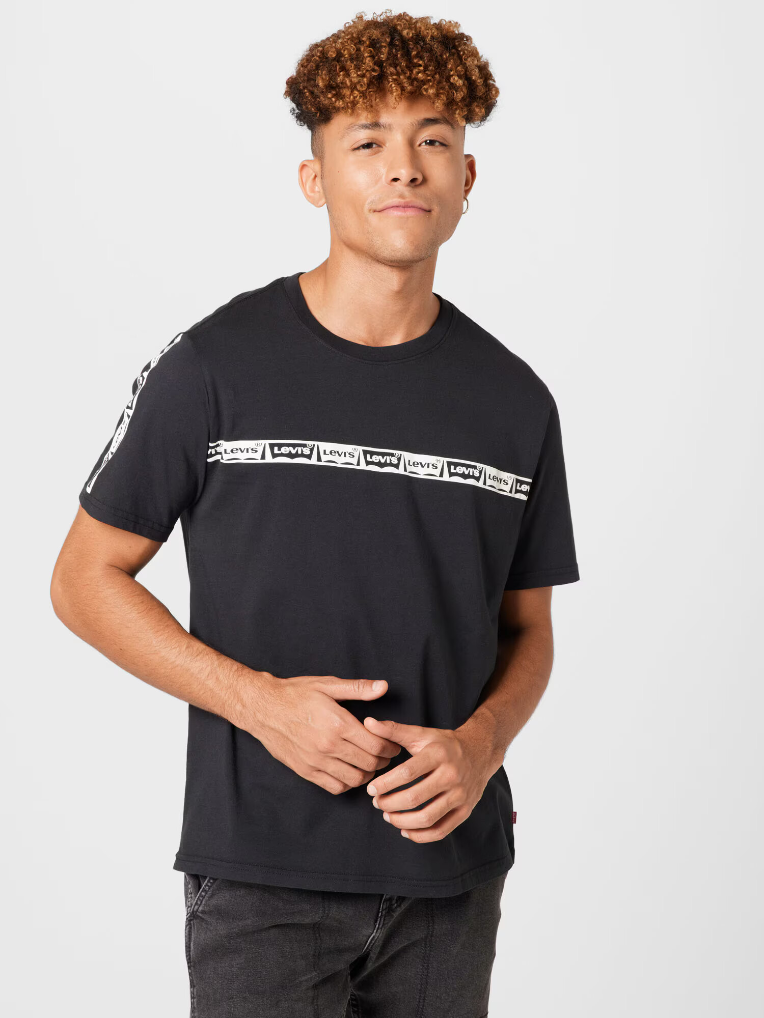 LEVI'S Tricou 'SS RELAXED FIT TEE BLACKS' negru / alb - Pled.ro