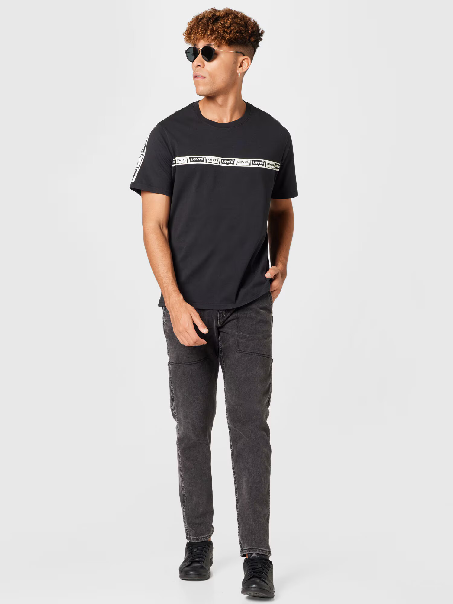 LEVI'S Tricou 'SS RELAXED FIT TEE BLACKS' negru / alb - Pled.ro