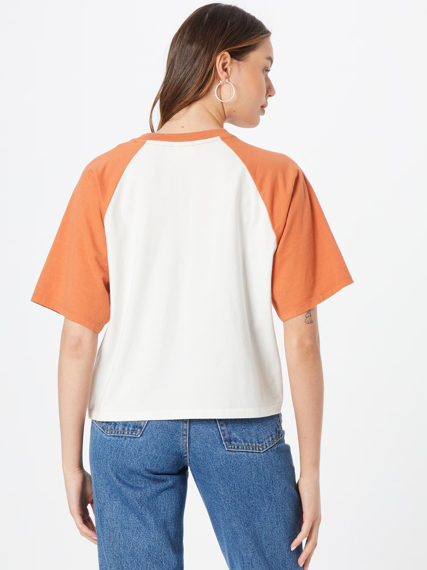 LEVI'S Tricou 'THROWBACK BASEBALL TEE NEUTRALS' ocru / alb - Pled.ro