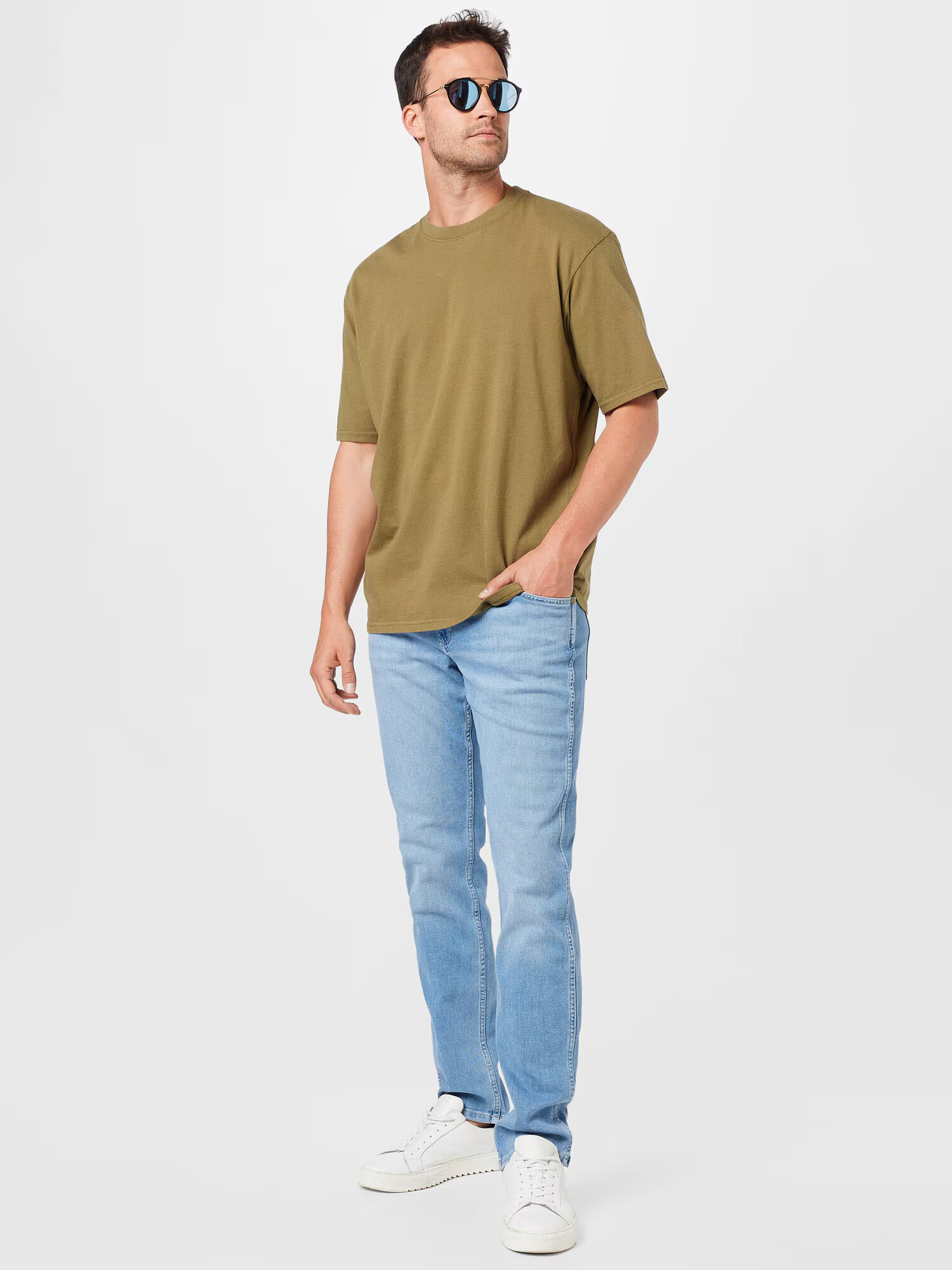 LEVI'S Tricou oliv - Pled.ro