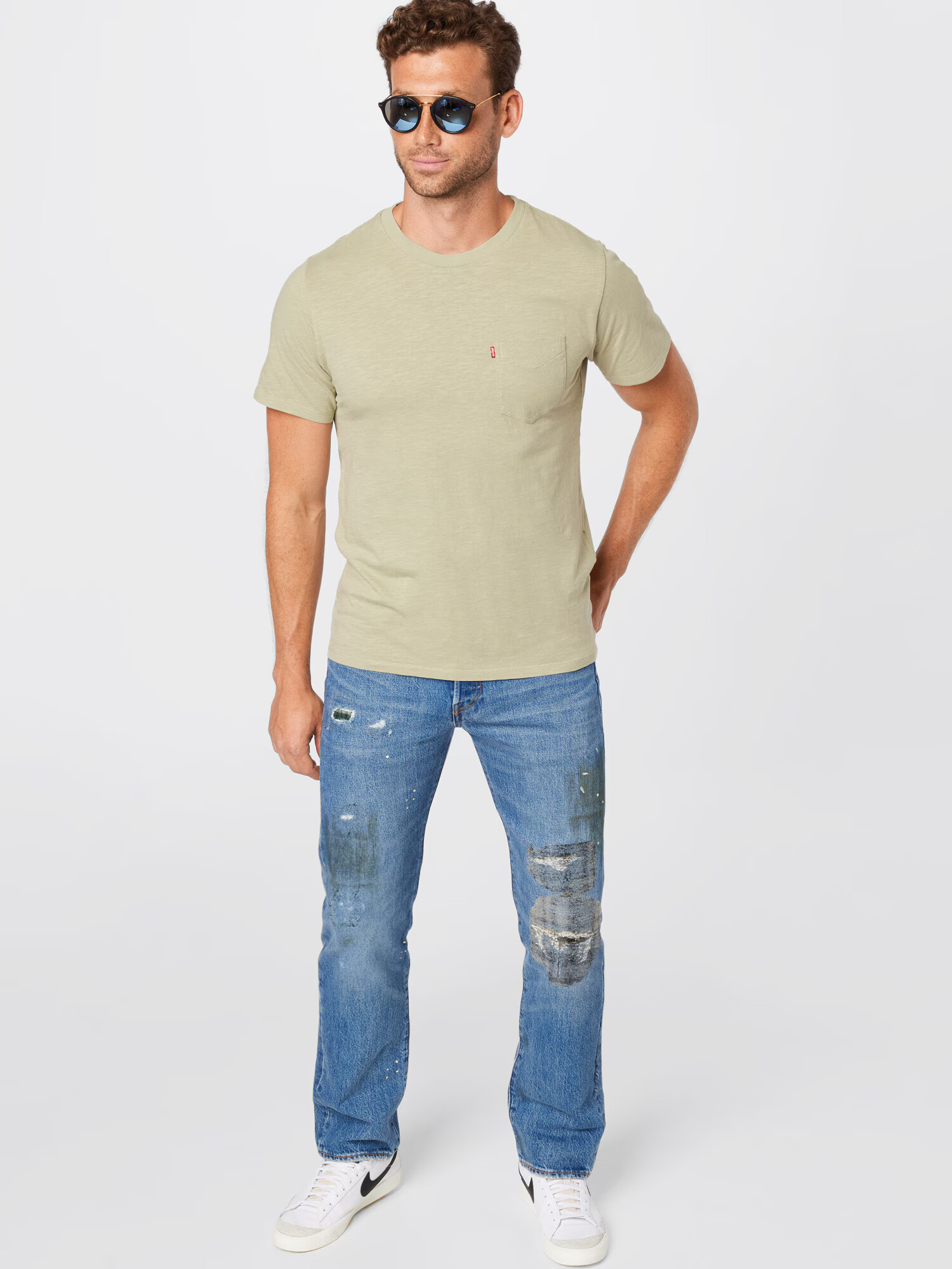 LEVI'S Tricou 'SS CLASSIC POCKET' kaki - Pled.ro