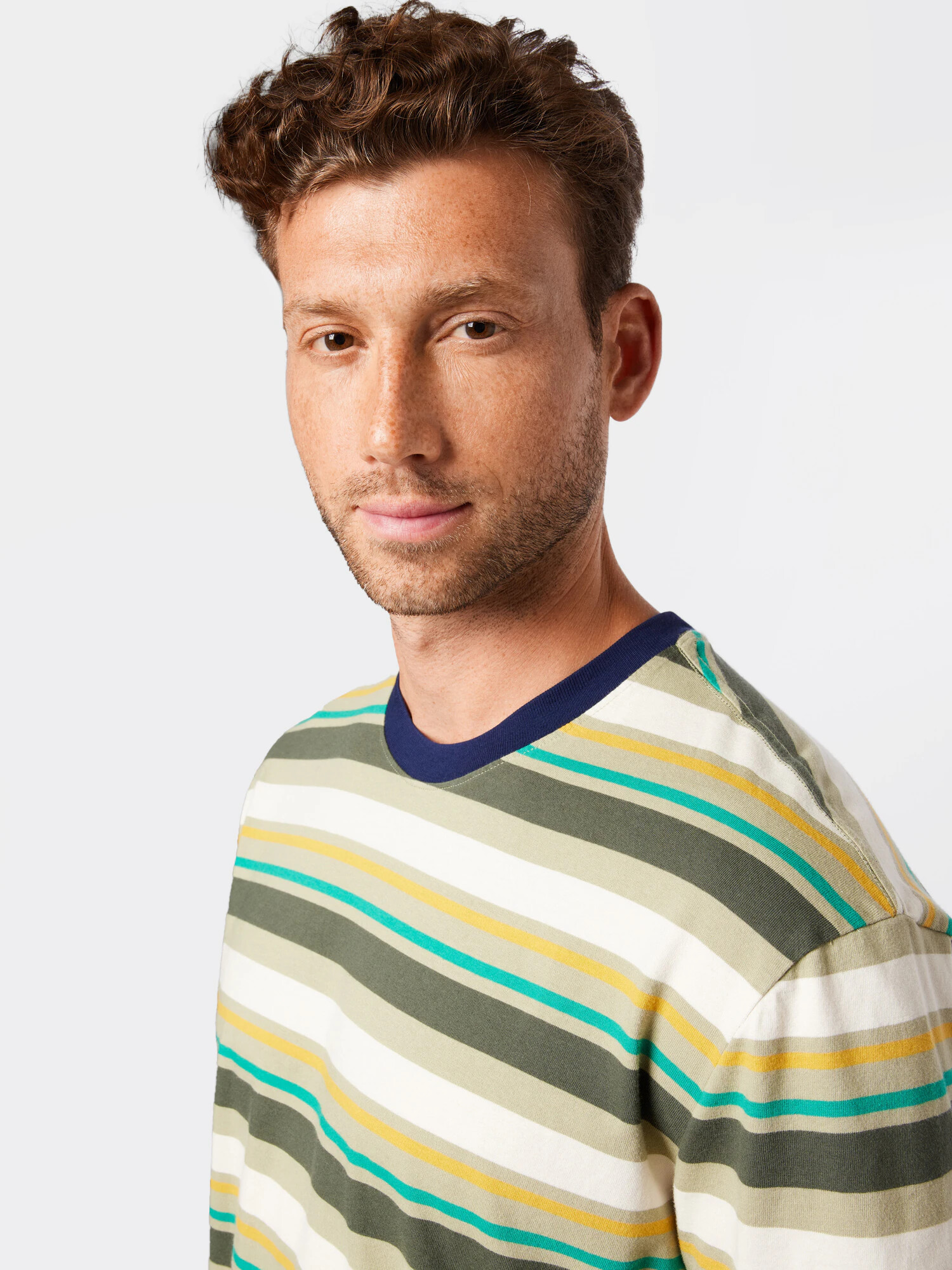 LEVI'S Tricou 'STAY' mai multe culori - Pled.ro