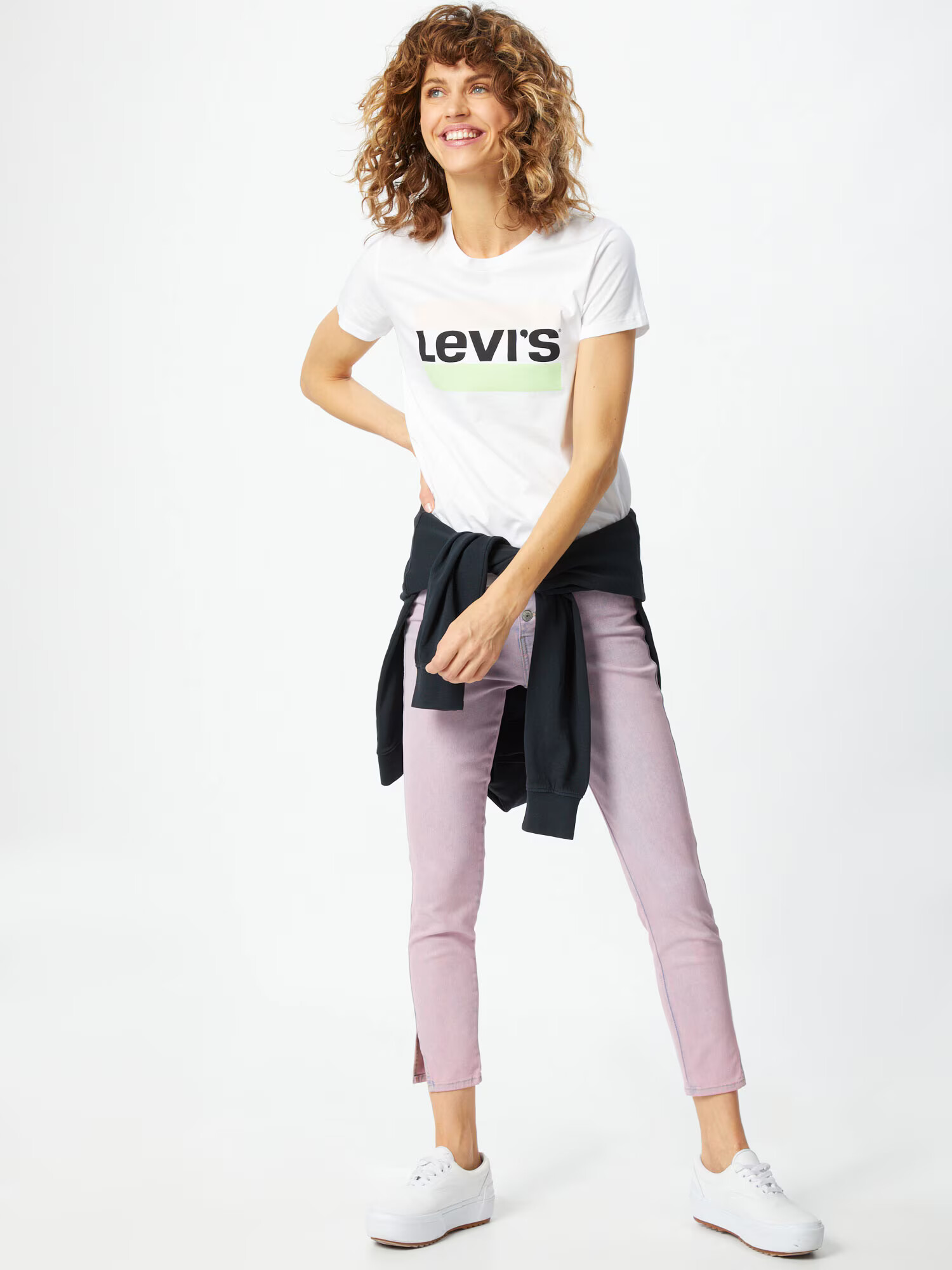 LEVI'S Tricou 'The Perfect' verde mentă / portocaliu pastel / negru / alb - Pled.ro