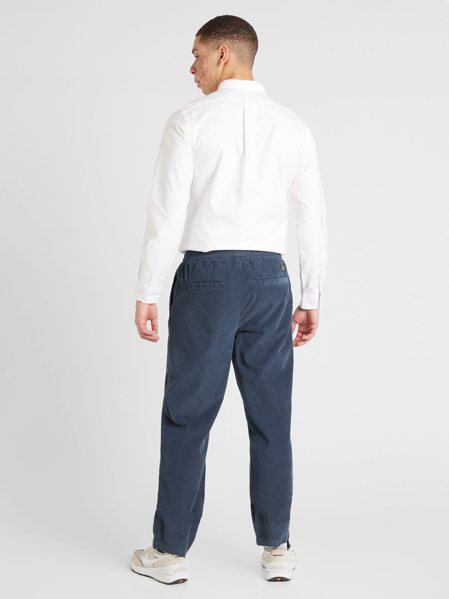 Lyle & Scott Pantaloni 'Needle' bleumarin - Pled.ro