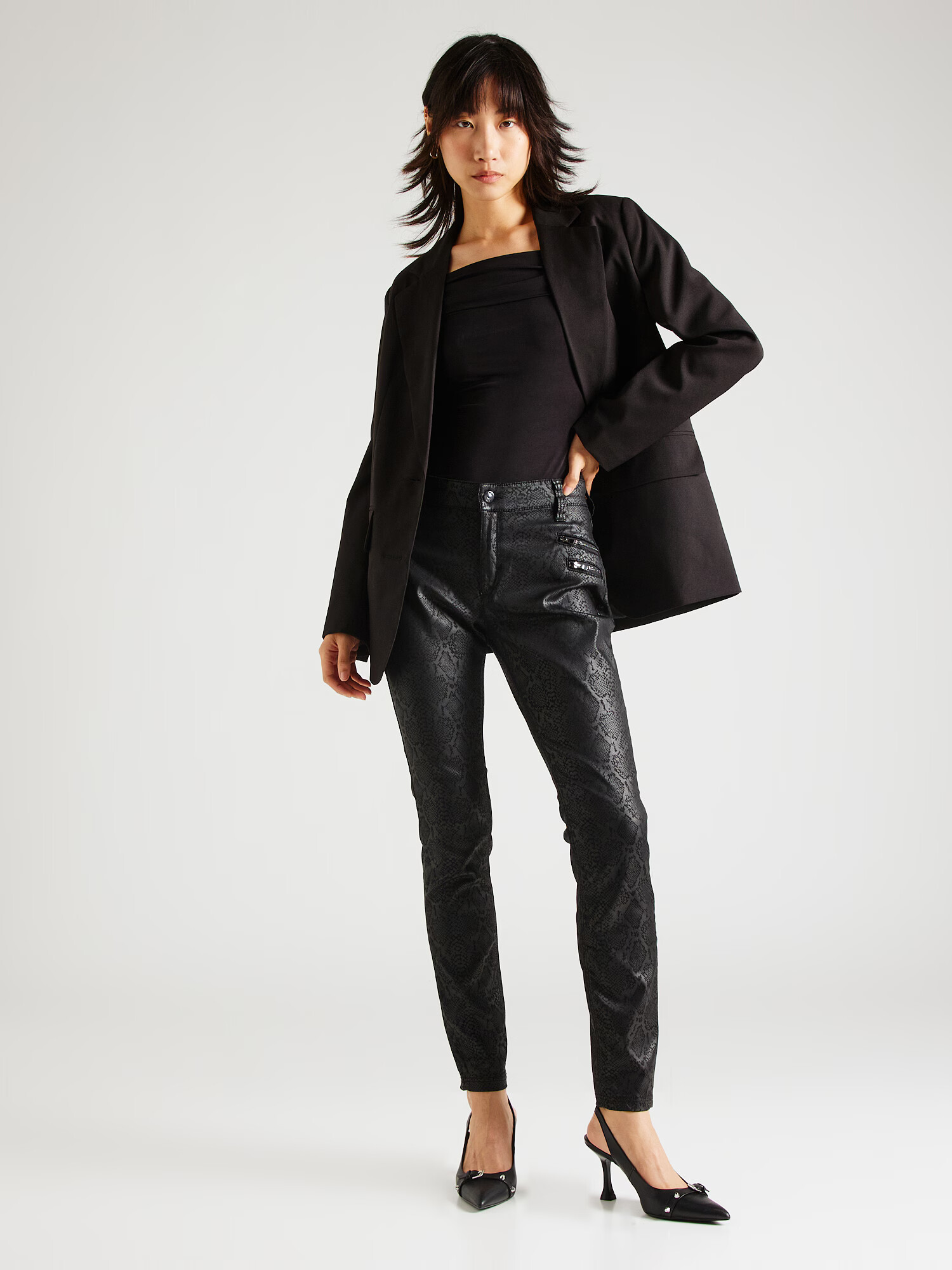 MAC Pantaloni negru - Pled.ro