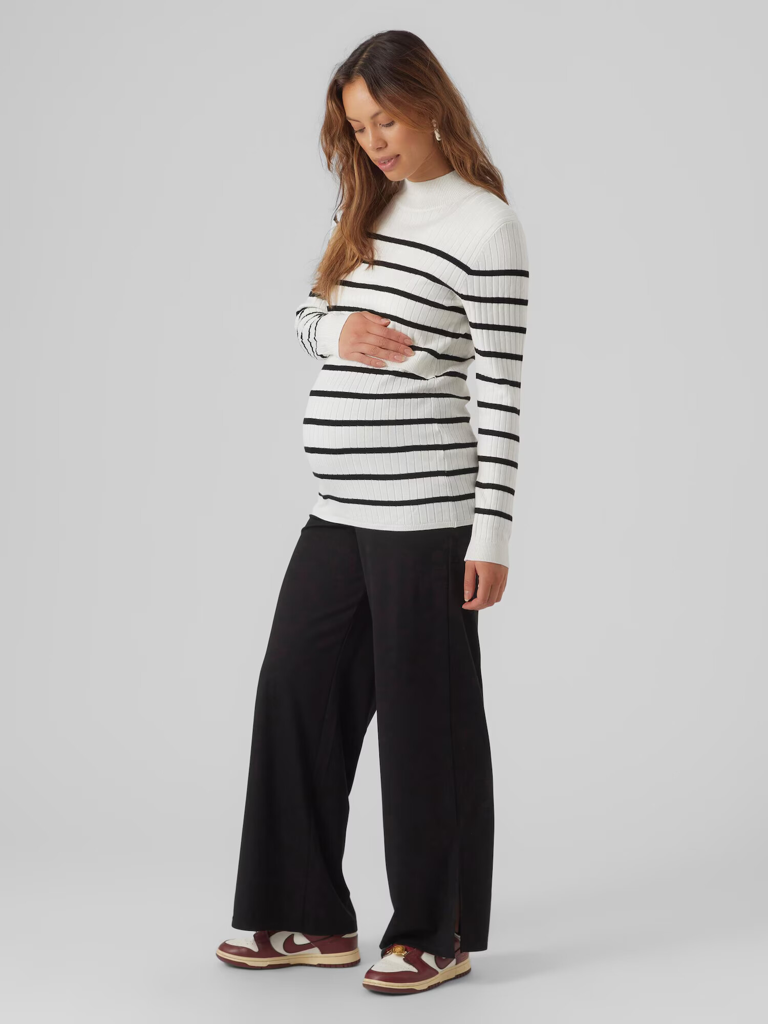 MAMALICIOUS Pantaloni 'CHRISSY' negru - Pled.ro