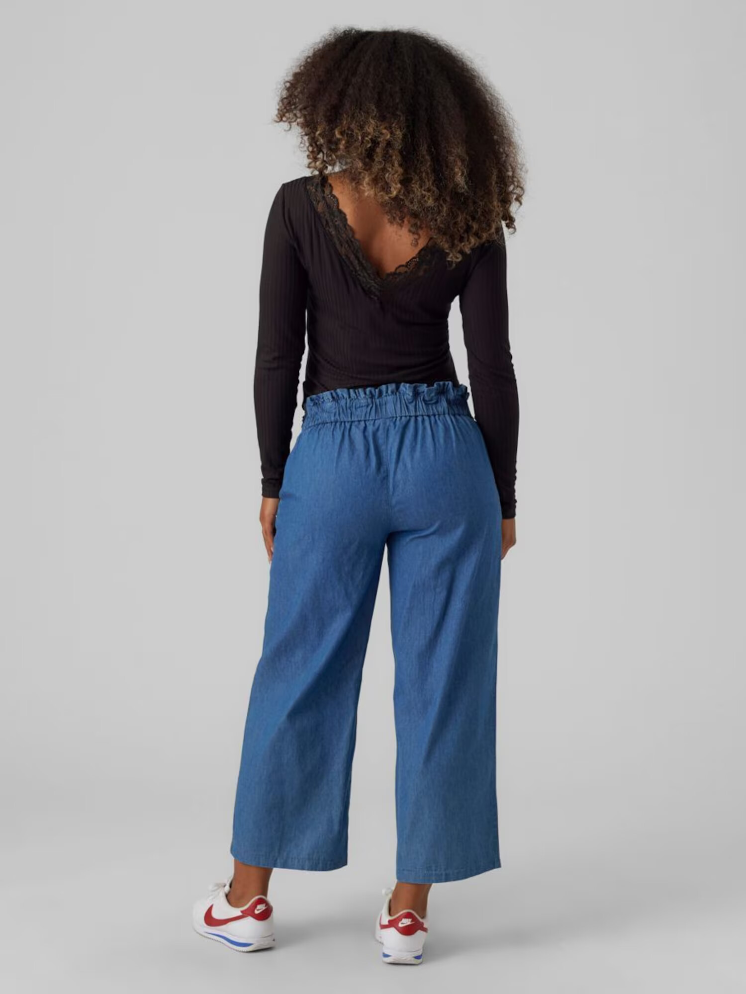 MAMALICIOUS Pantaloni 'VIBBE' albastru denim - Pled.ro