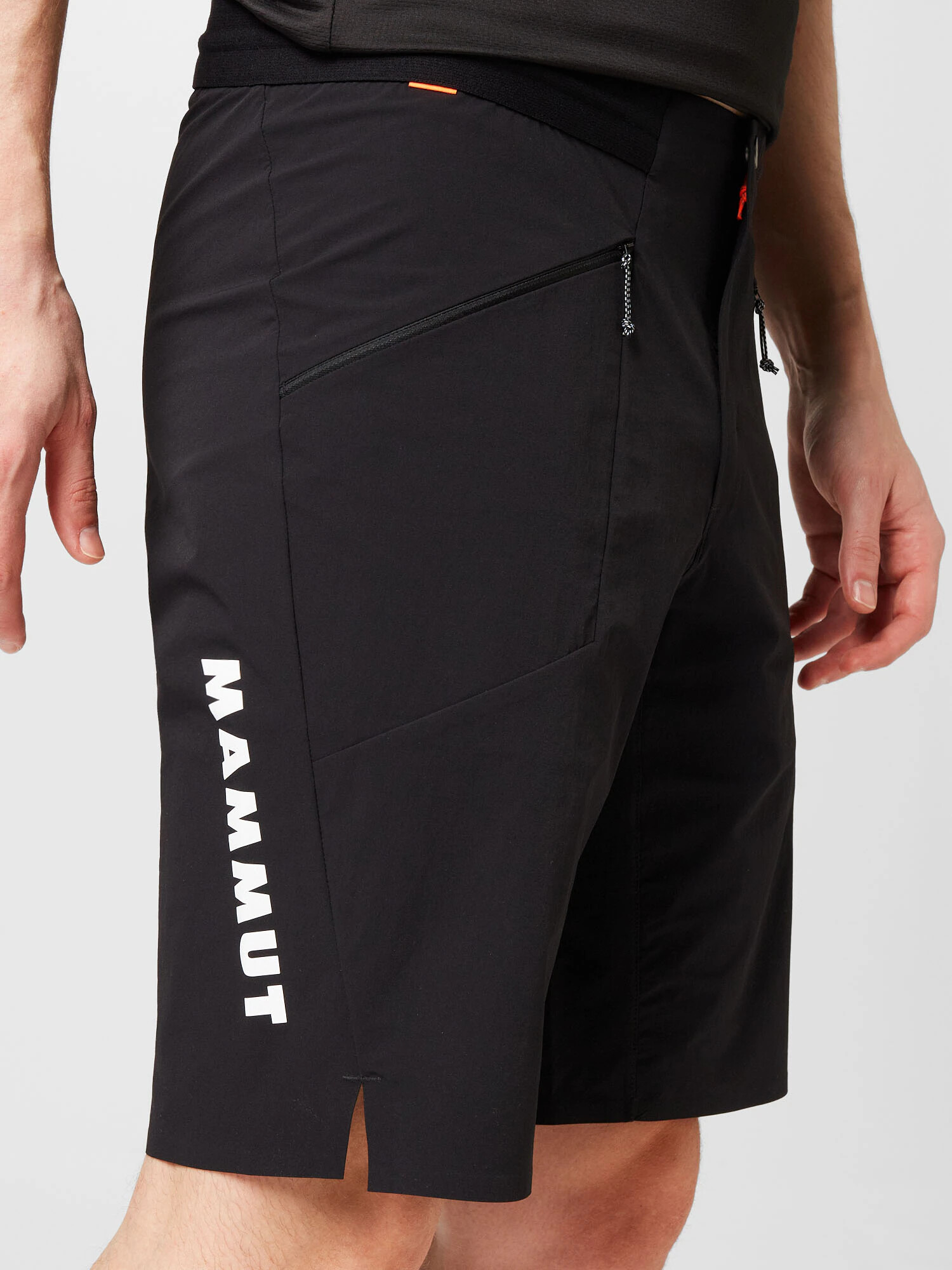 MAMMUT Pantaloni sport 'Aenergy' negru / alb - Pled.ro