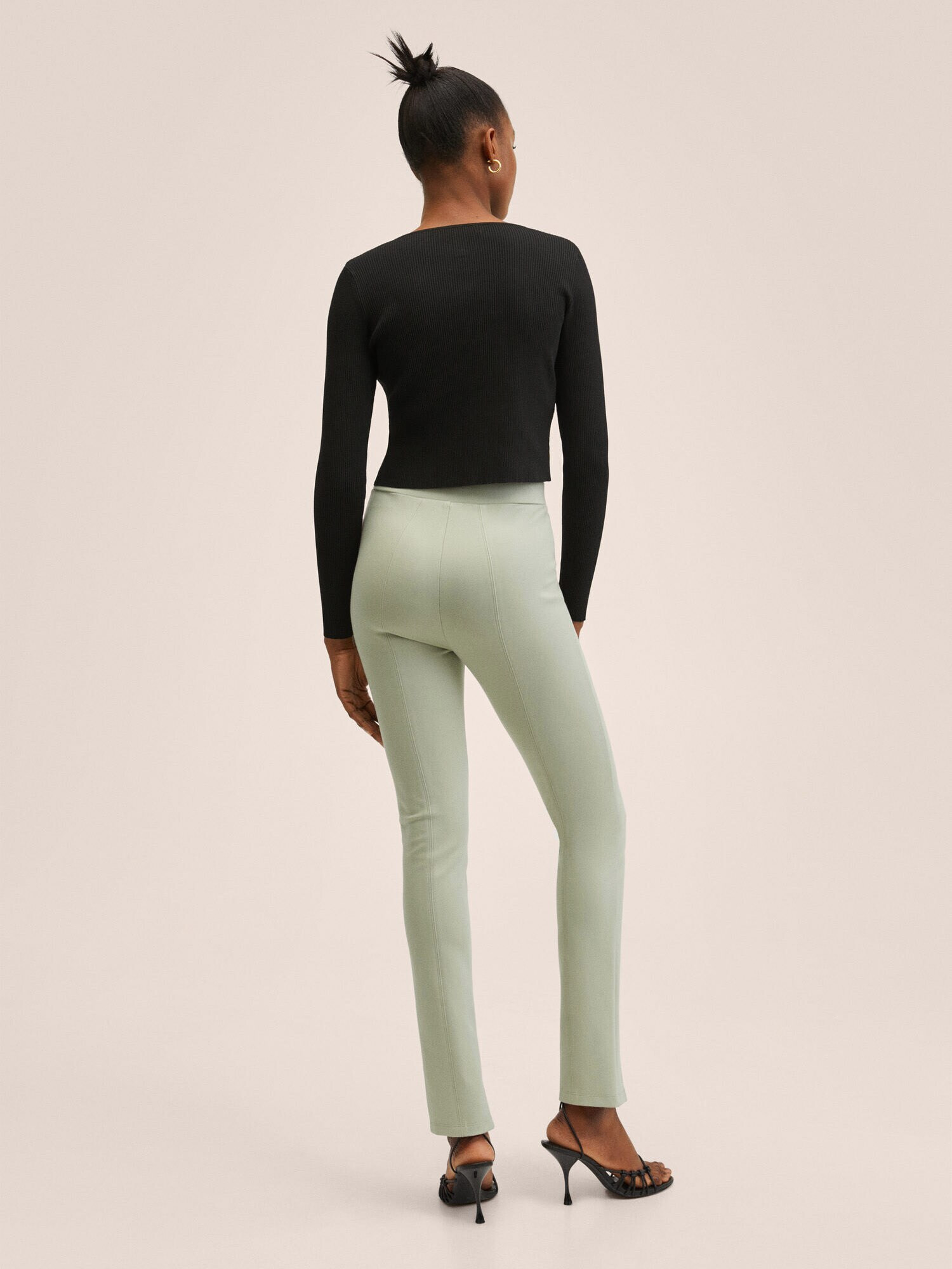 MANGO Leggings 'PUNTAACO' verde pastel - Pled.ro