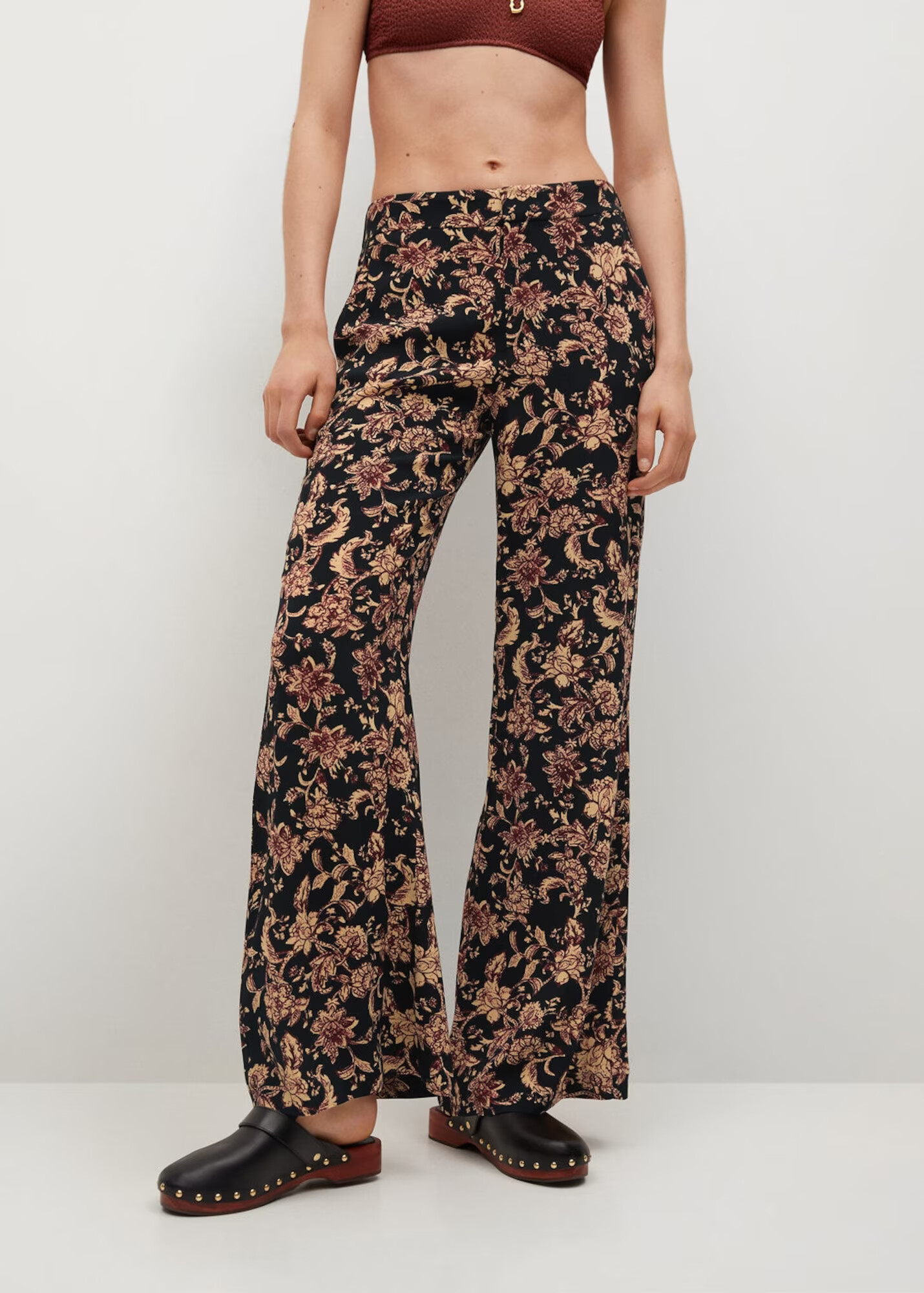 MANGO Pantaloni 'Aruba' bej / sângeriu / negru - Pled.ro