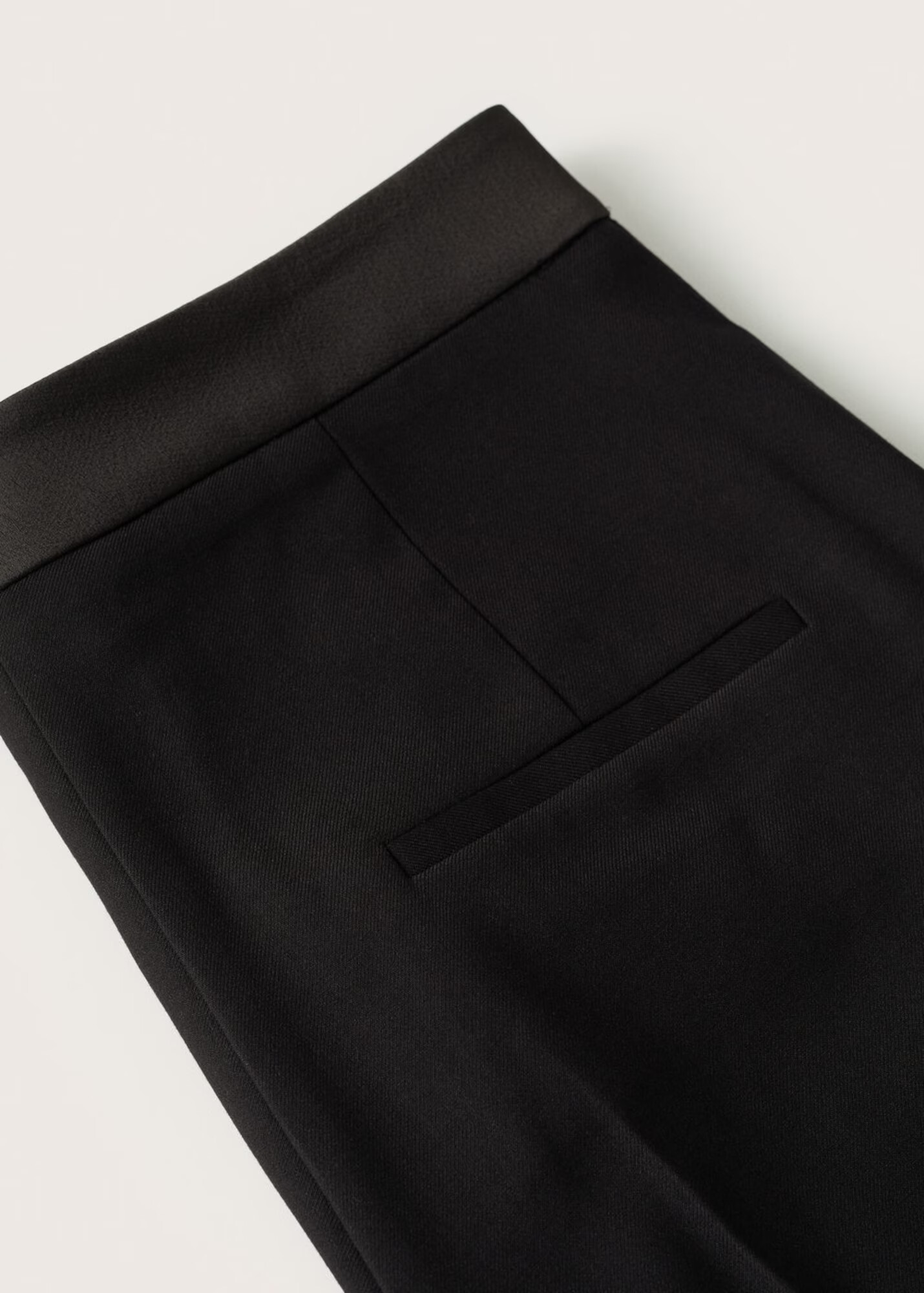 MANGO Pantaloni cu dungă negru - Pled.ro