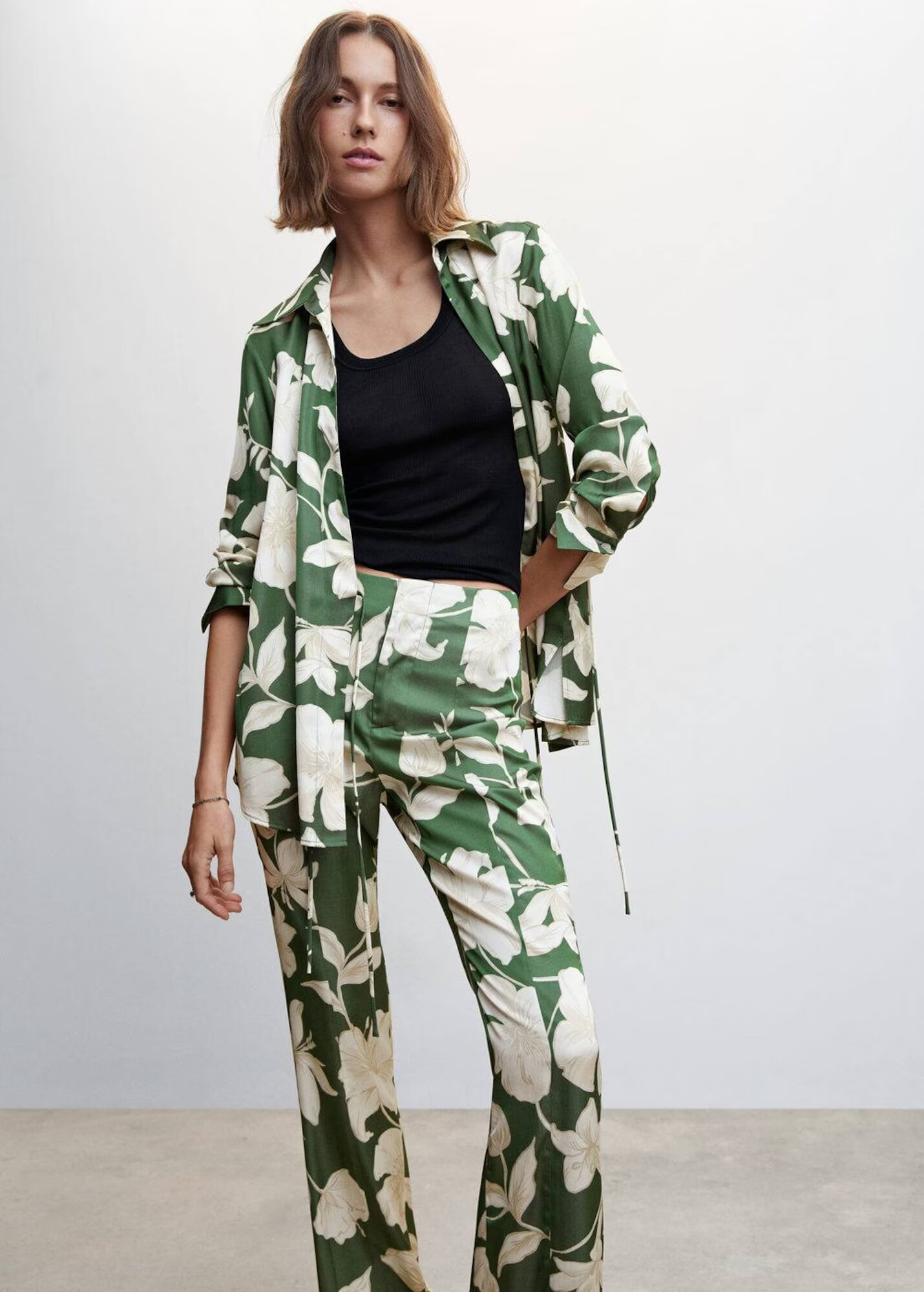 MANGO Pantaloni 'Grass' crem / bej deschis / verde - Pled.ro