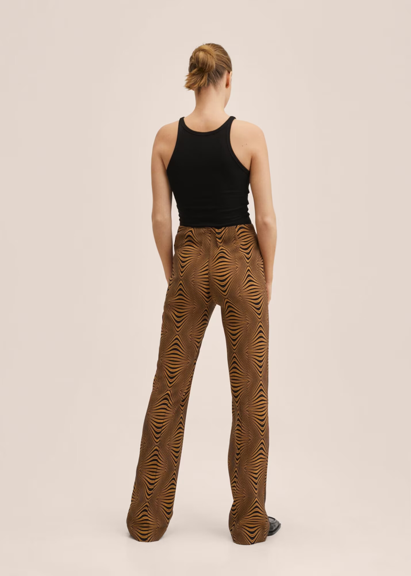 MANGO Pantaloni 'Leona' ocru / negru - Pled.ro