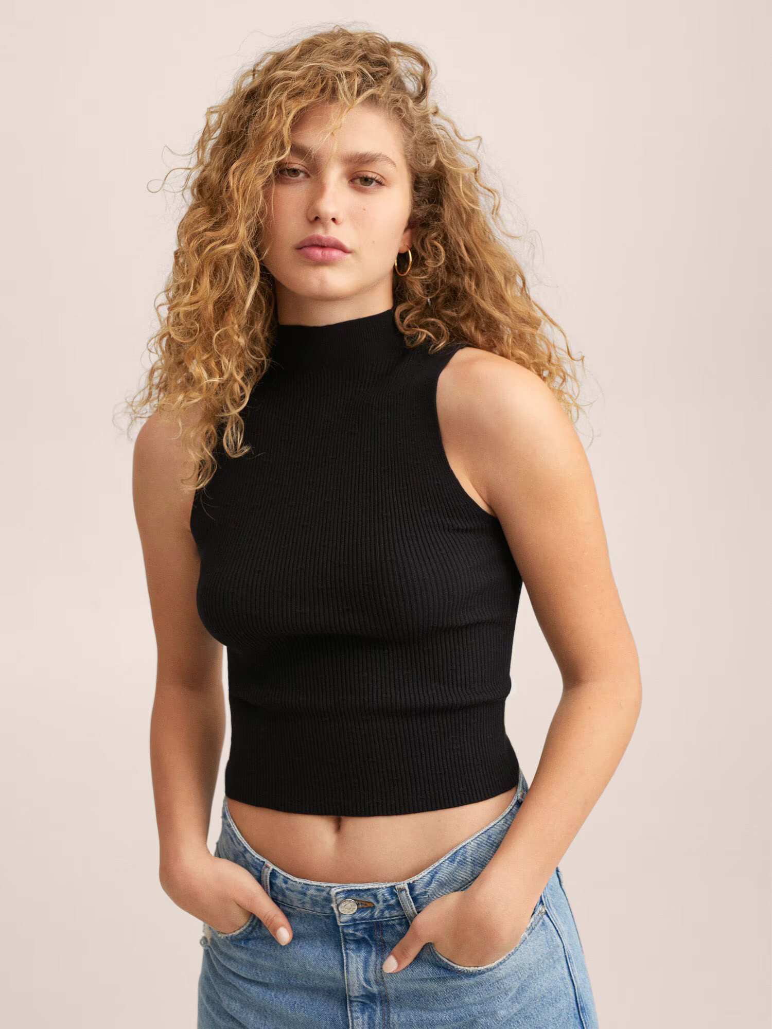 MANGO Top brodat 'EDURNE' negru - Pled.ro