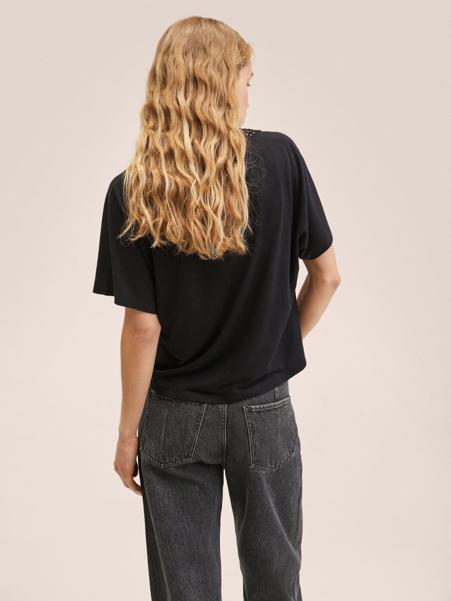 MANGO Tricou 'BOHO' negru - Pled.ro