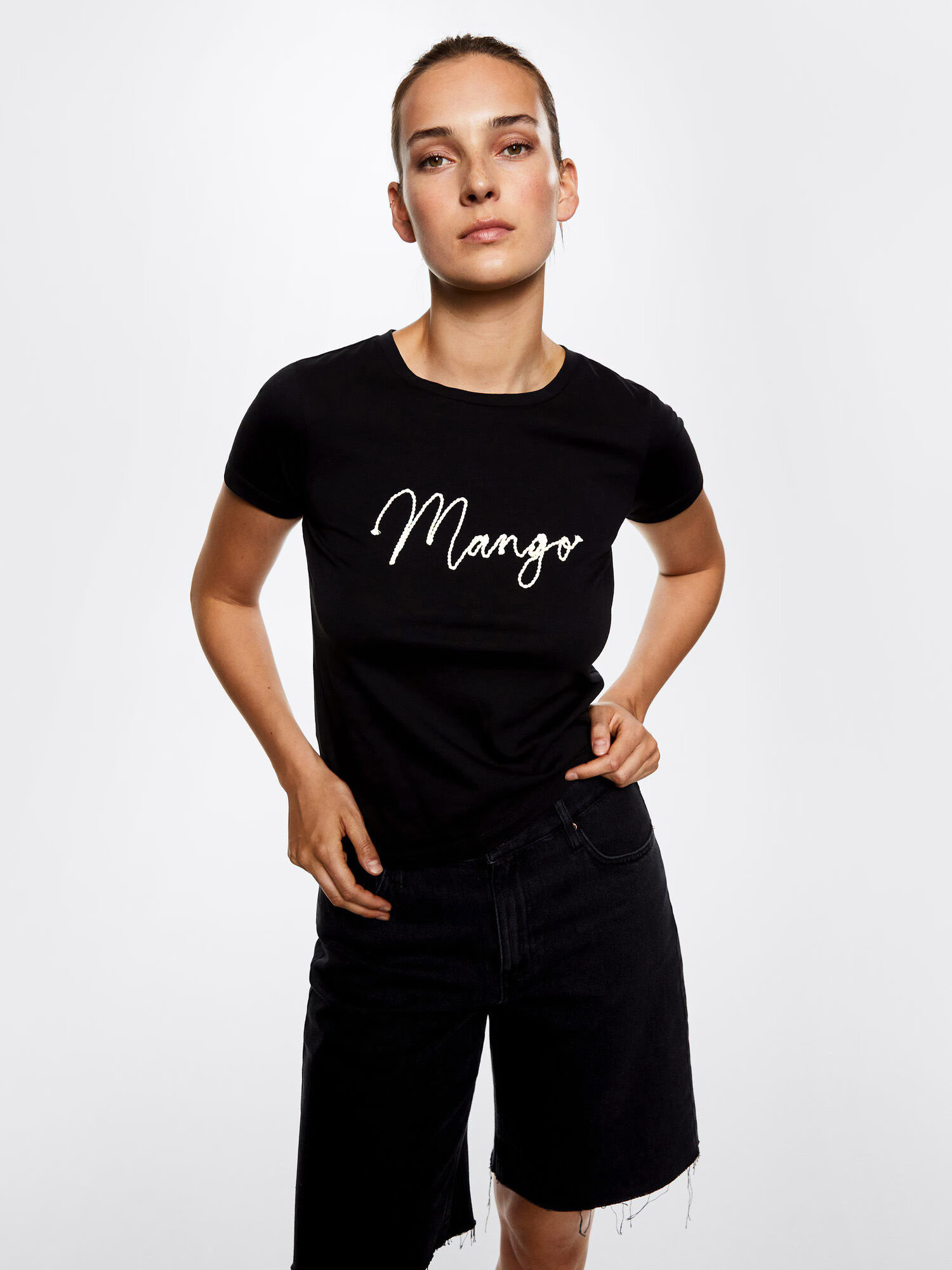 MANGO Tricou negru / alb natural - Pled.ro