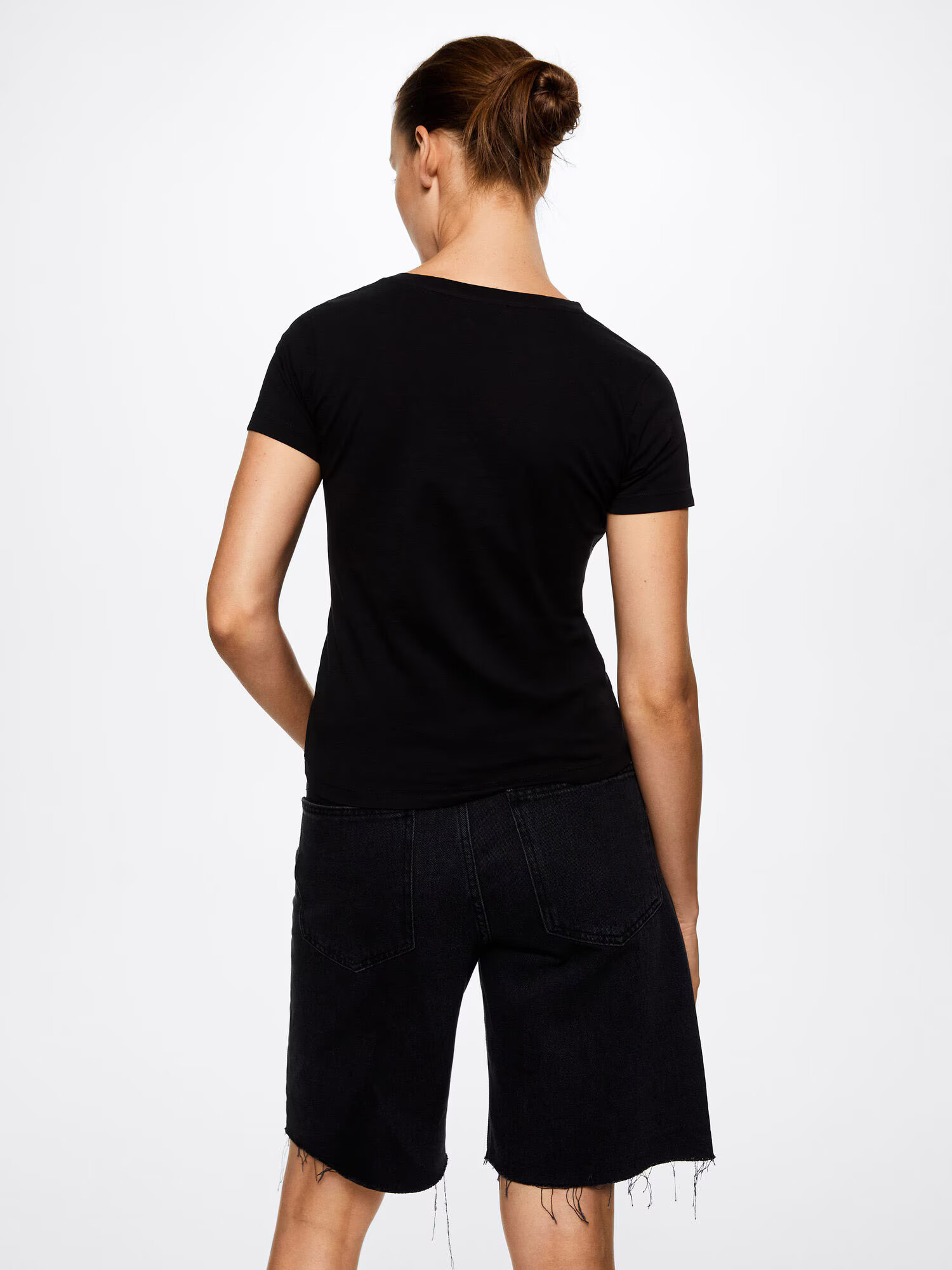 MANGO Tricou negru / alb natural - Pled.ro