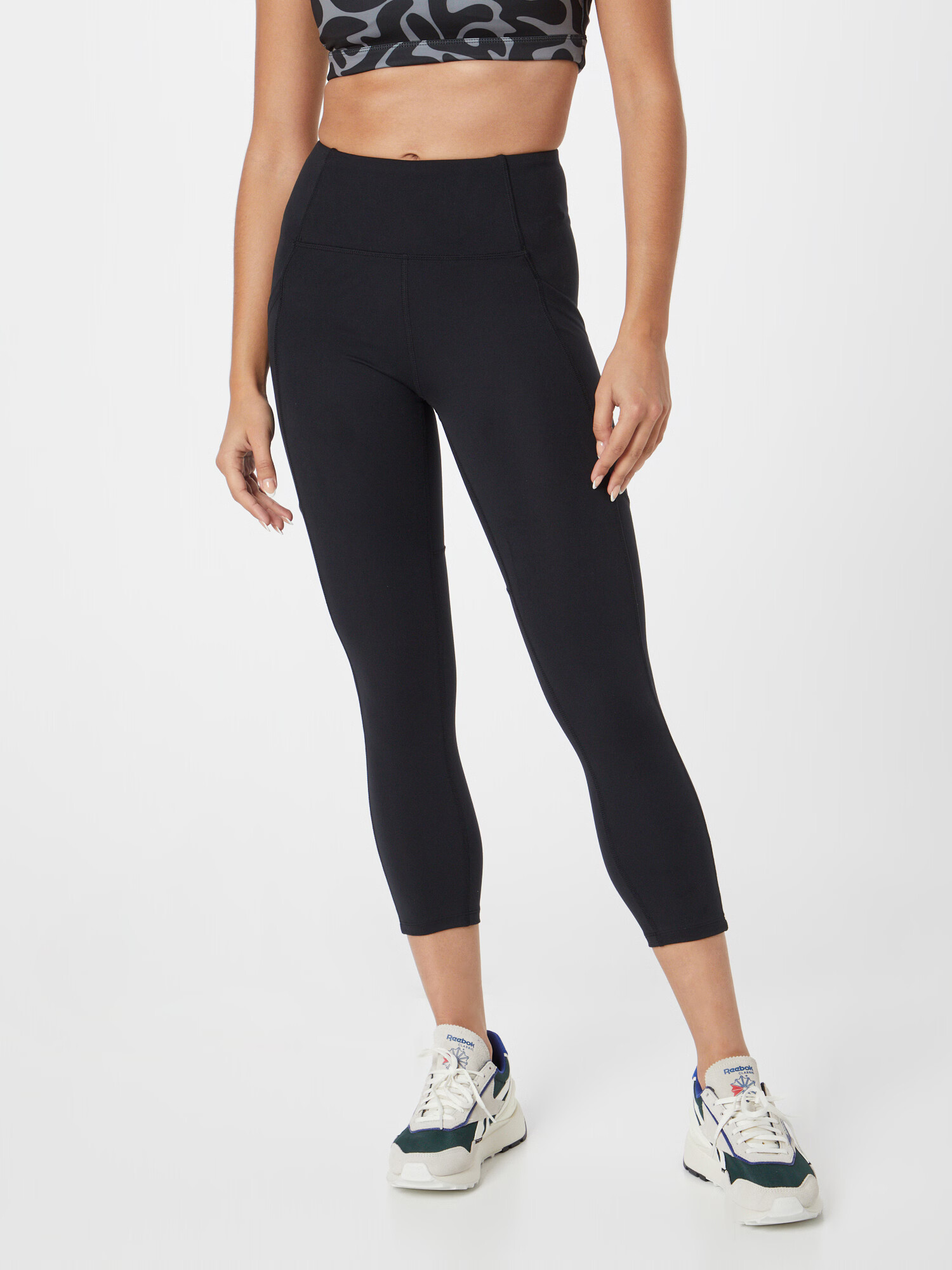 Marika Pantaloni sport 'JENNA' negru - Pled.ro