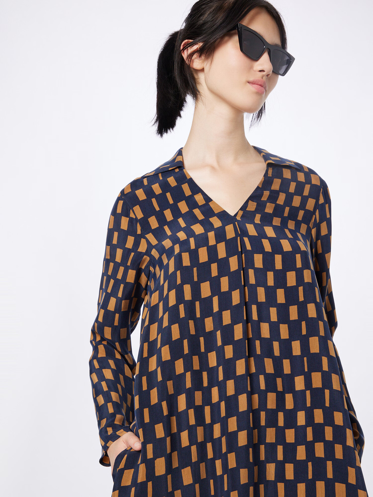 Marimekko Rochie 'Maisol Noppa' bleumarin / maro caramel - Pled.ro