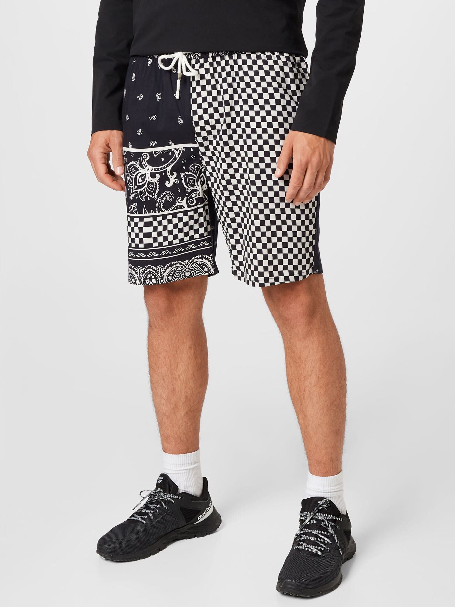 Mennace Pantaloni 'CHECKERBOARD' negru / alb - Pled.ro