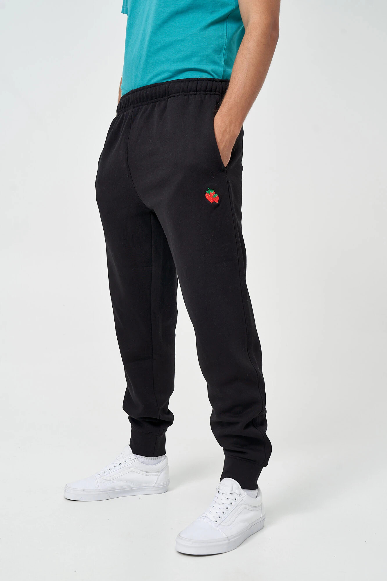 Mikon Pantaloni 'Erdbeere' negru - Pled.ro