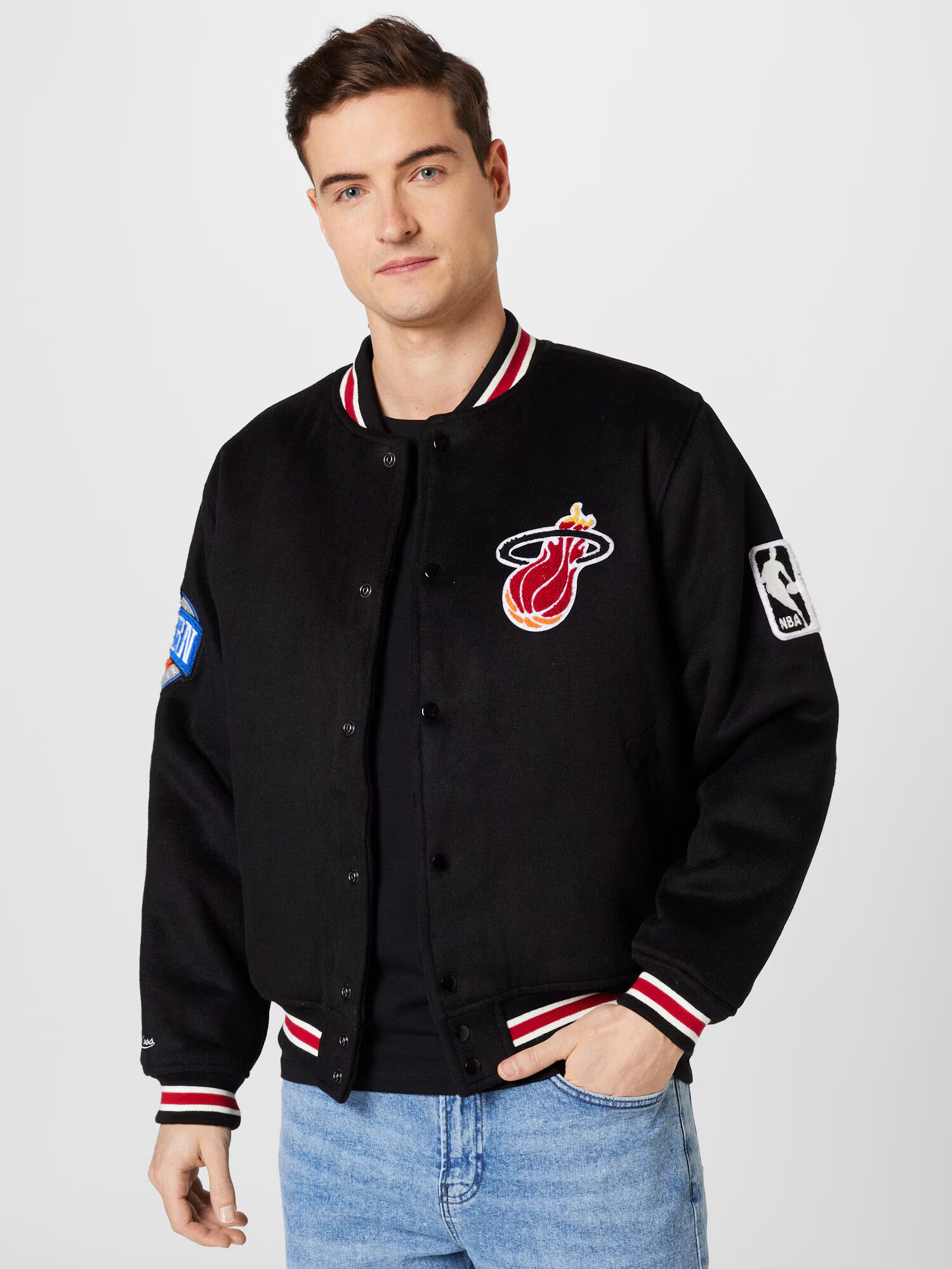 Mitchell & Ness Geacă de primăvară-toamnă albastru / roșu / negru / alb - Pled.ro