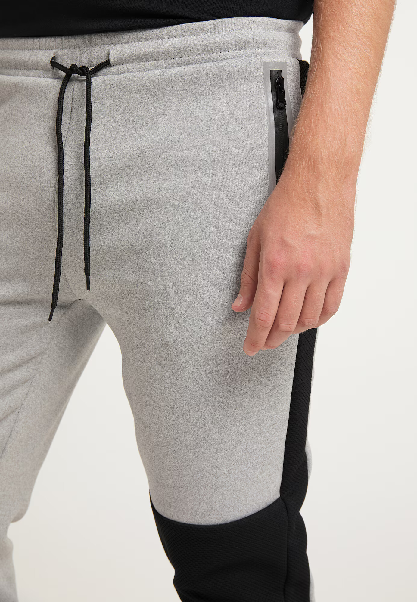 Mo SPORTS Pantaloni gri amestecat / negru - Pled.ro