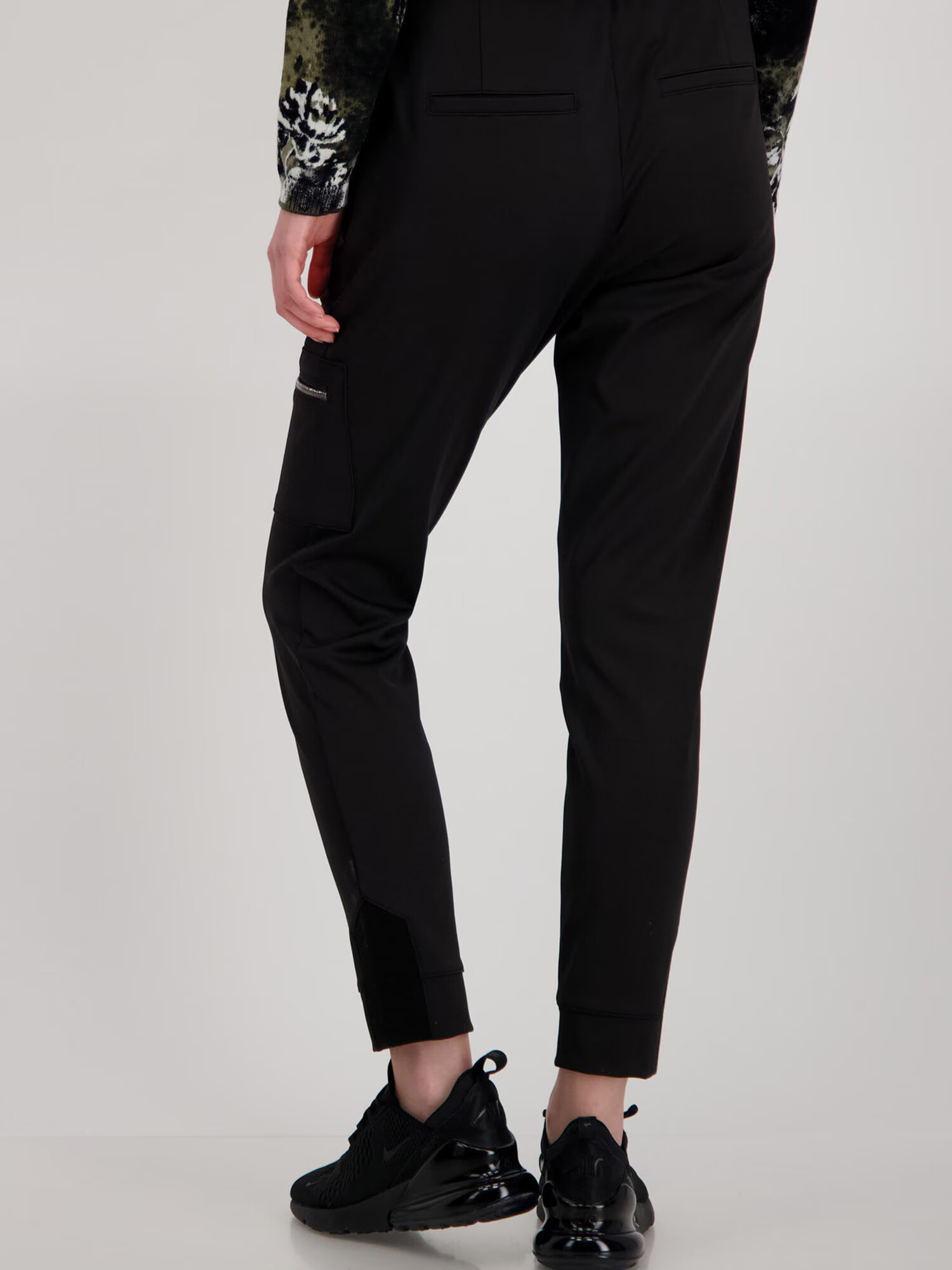 monari Pantaloni negru - Pled.ro