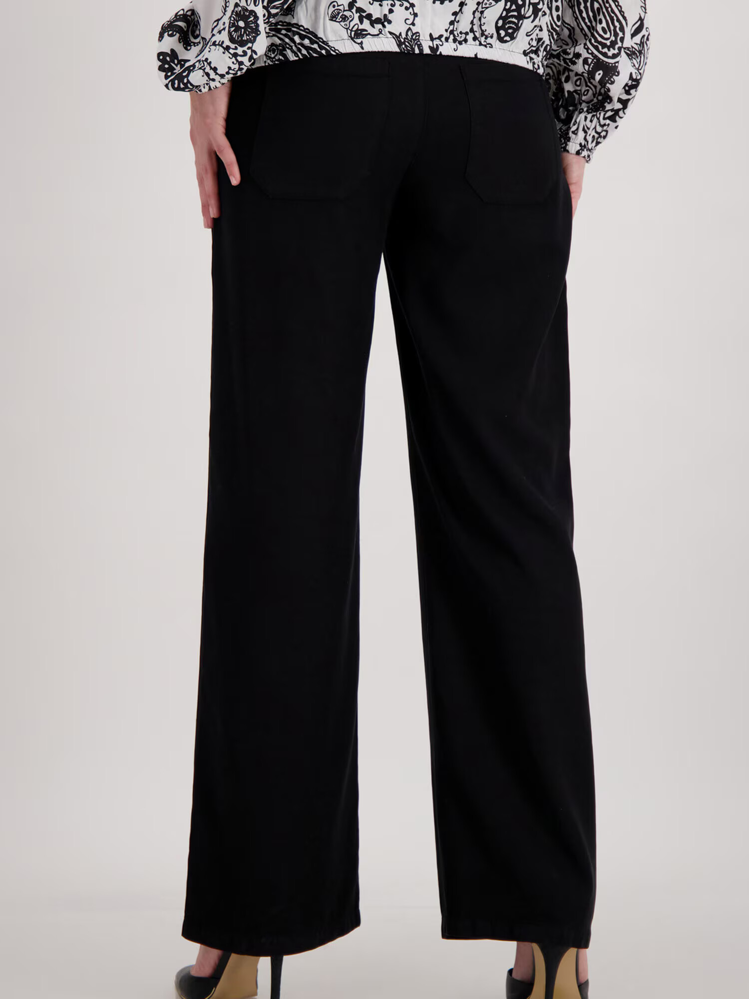 monari Pantaloni negru - Pled.ro