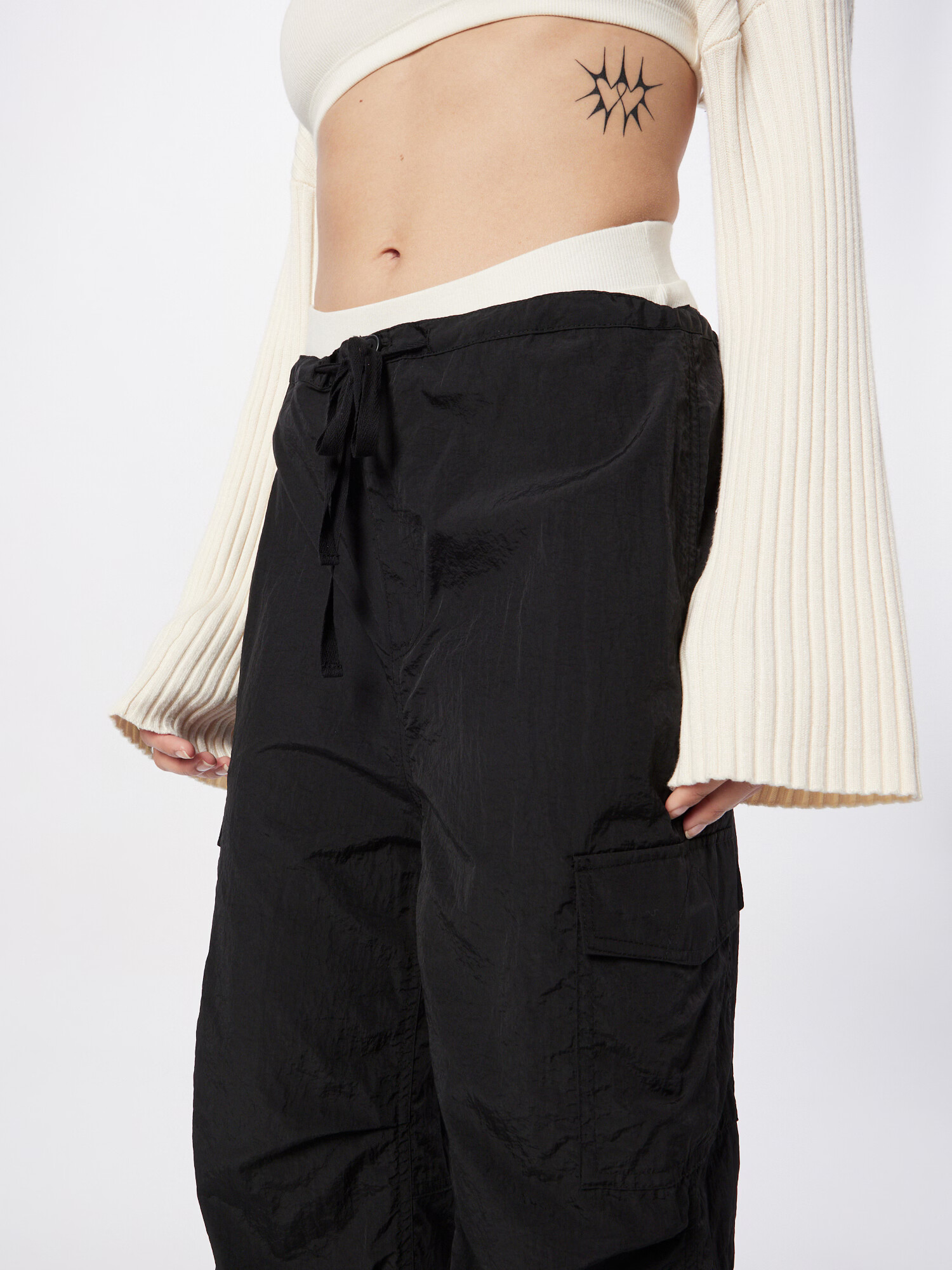 Monki Pantaloni cu buzunare negru - Pled.ro