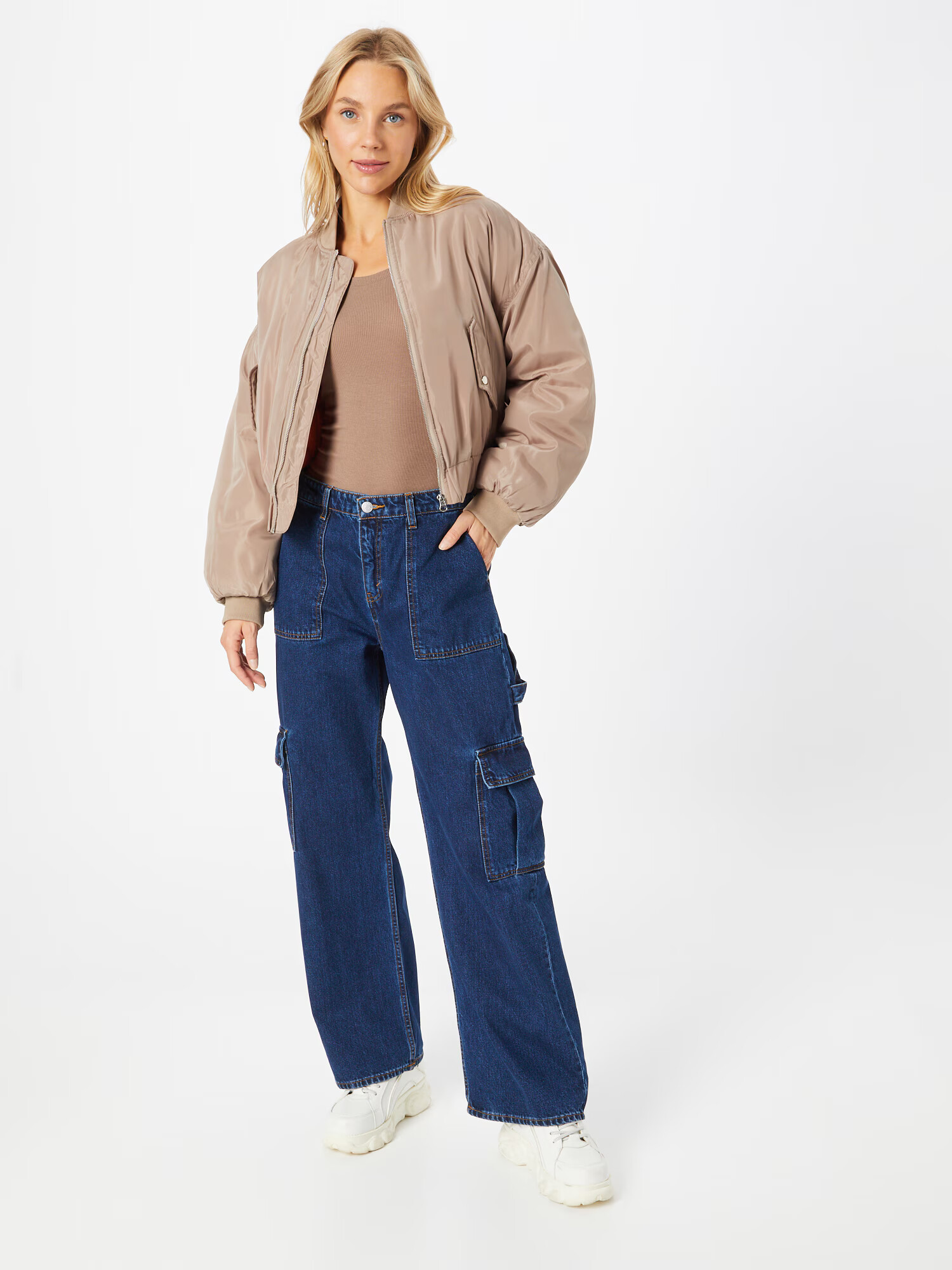 Monki Pantaloni eleganți albastru denim - Pled.ro