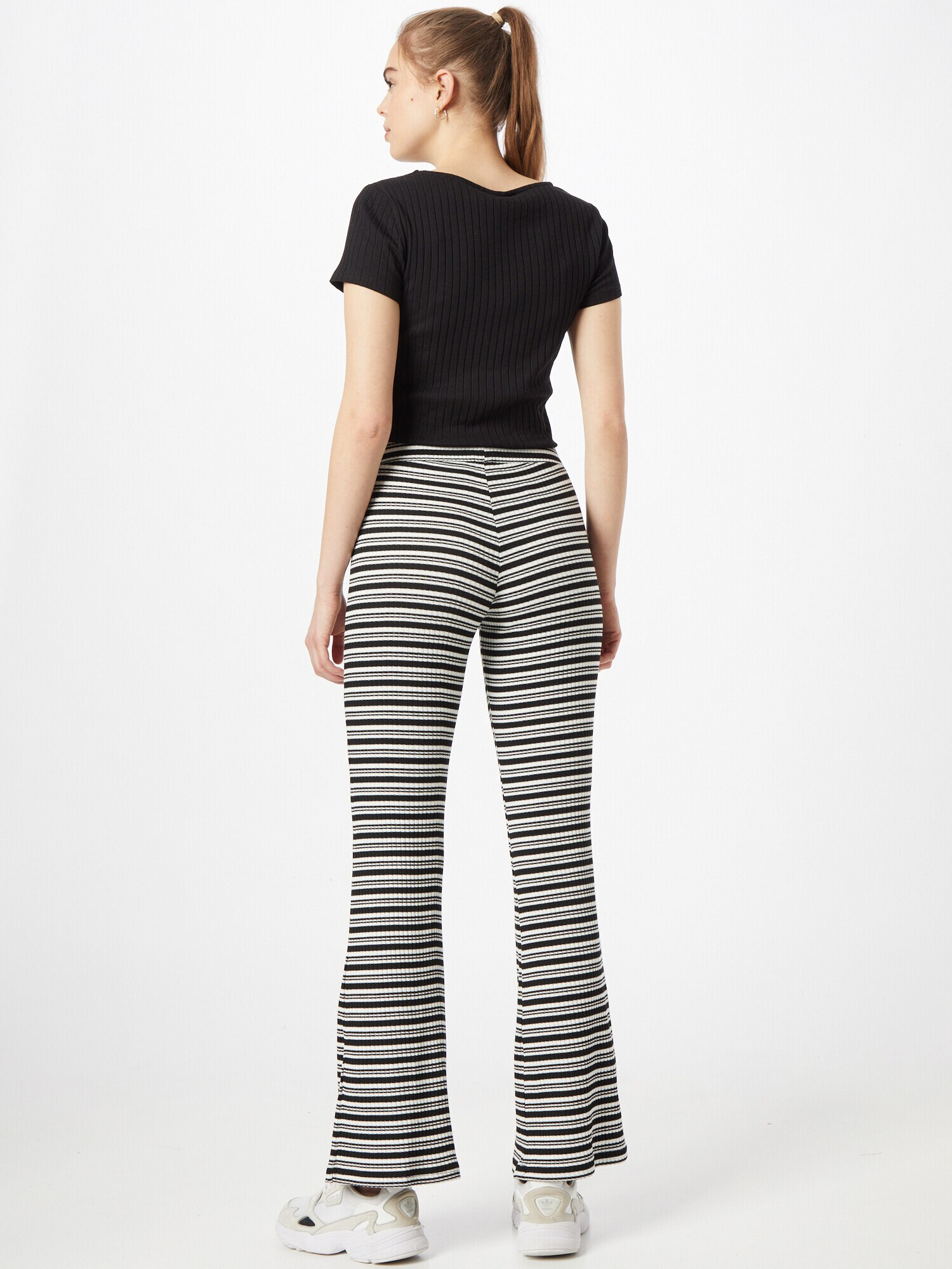 Monki Pantaloni negru / alb - Pled.ro