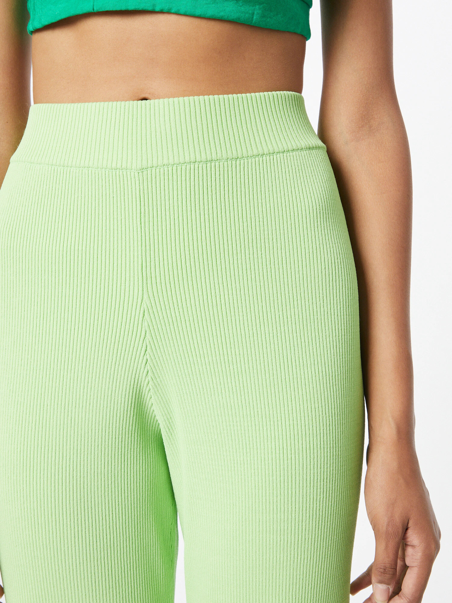 Monki Pantaloni verde deschis - Pled.ro