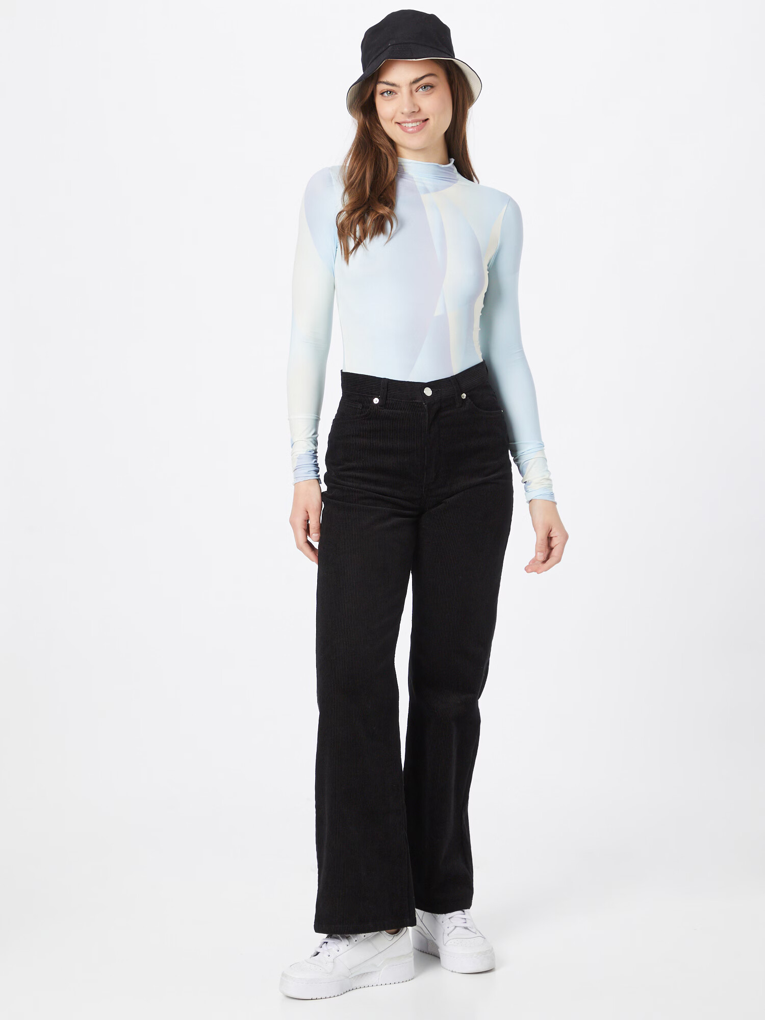 Monki Pantaloni negru - Pled.ro