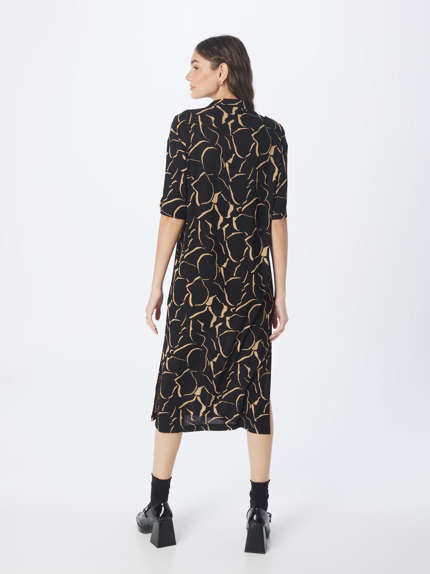 Monki Rochie bej / negru - Pled.ro