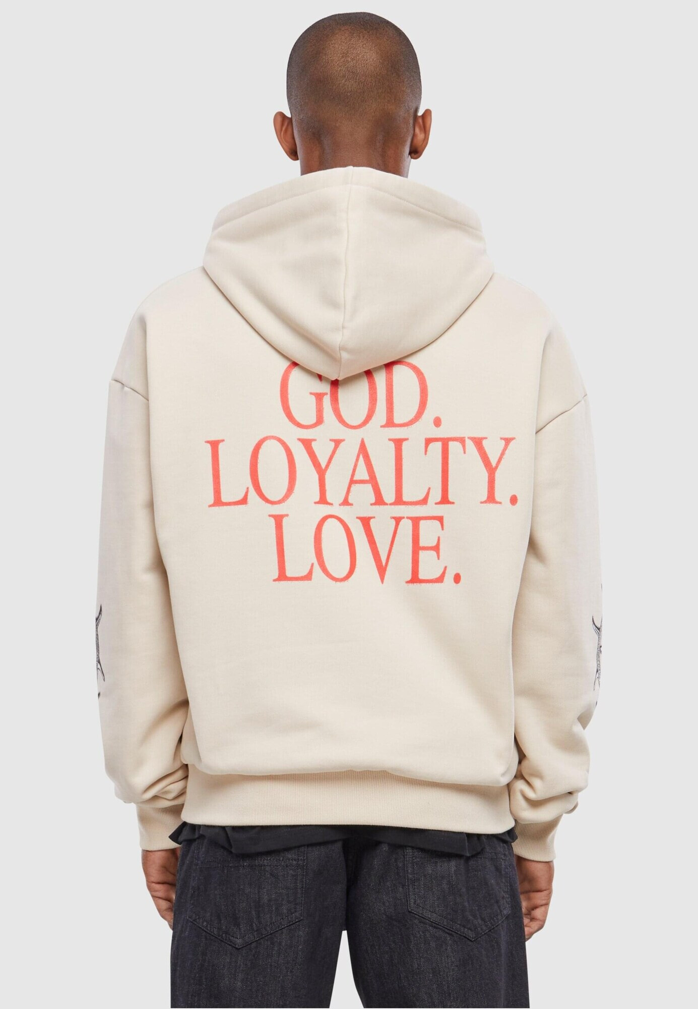 MT Upscale Bluză de molton 'God Loyalty Love' culoarea pielii / roșu rodie / negru - Pled.ro