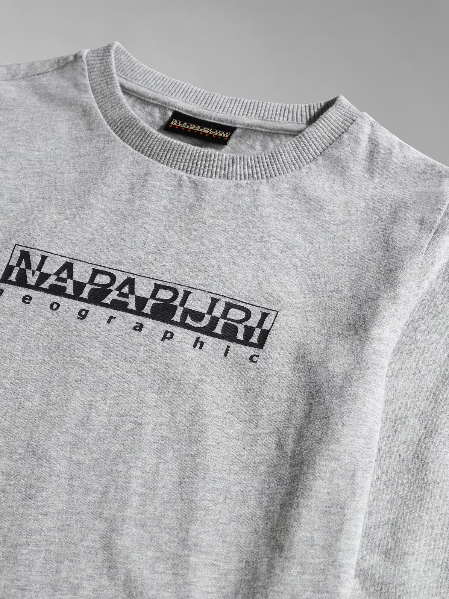 NAPAPIJRI Tricou gri / negru - Pled.ro