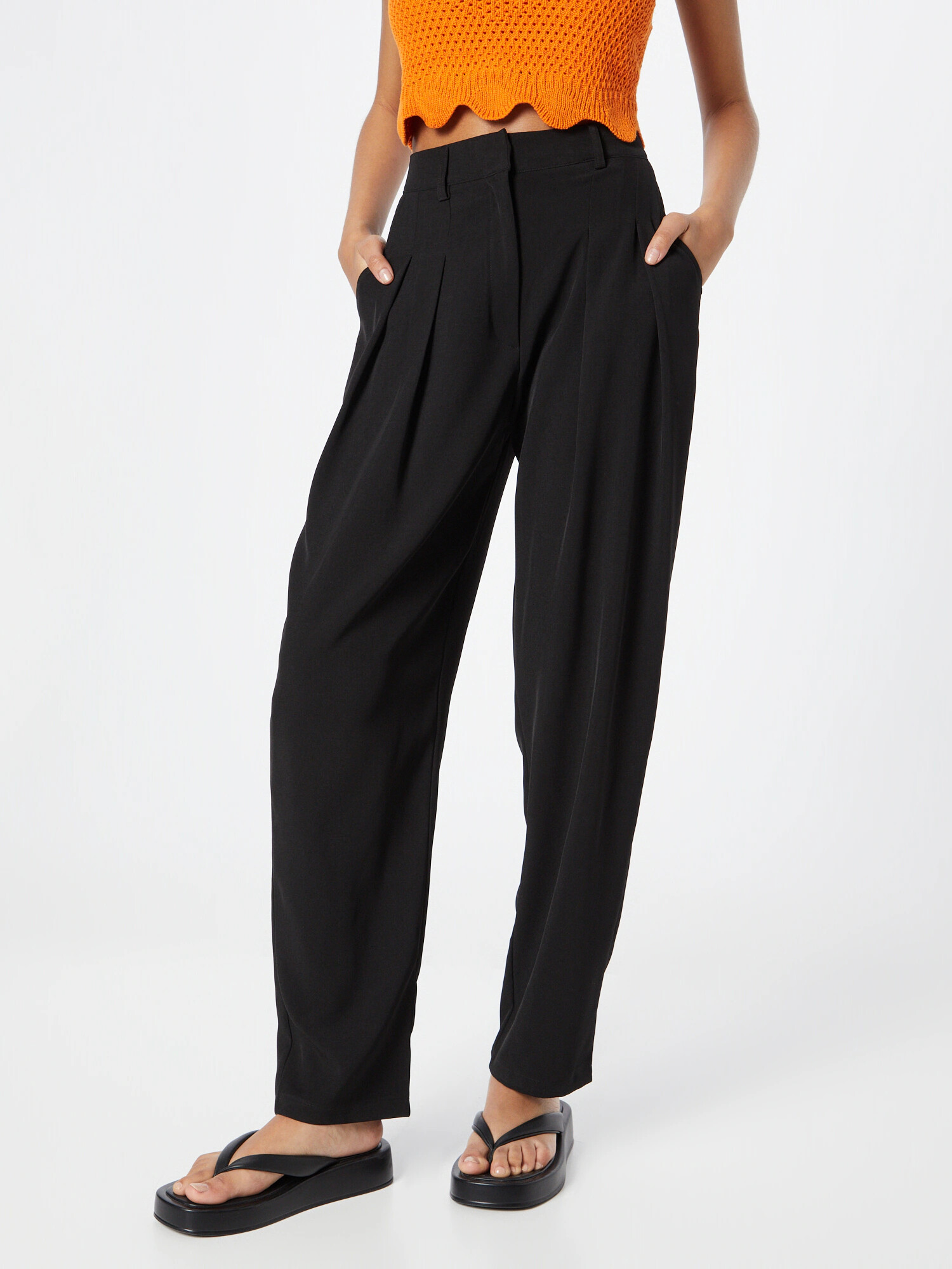 Nasty Gal Pantaloni cutați negru - Pled.ro