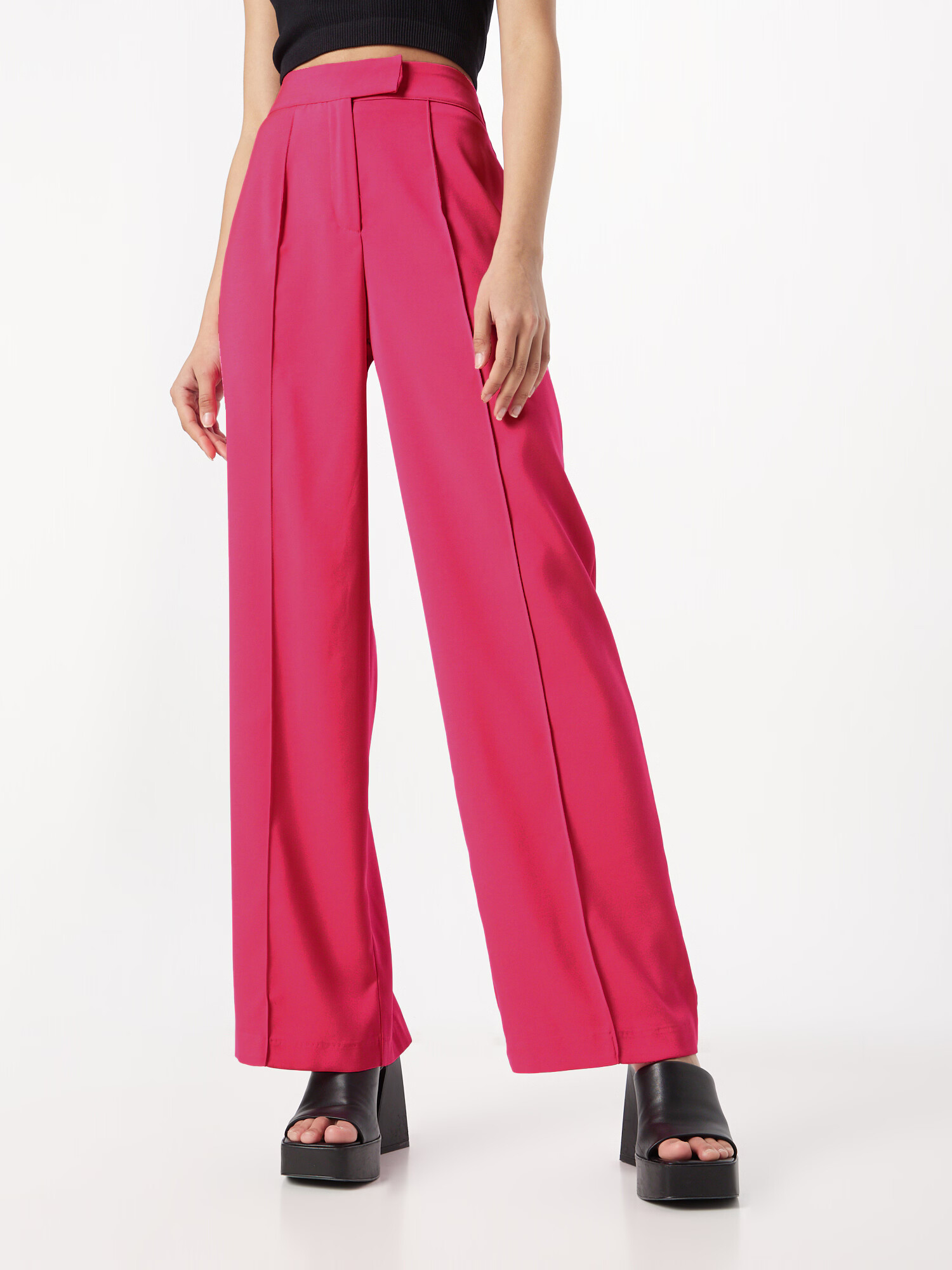 Nasty Gal Pantaloni cutați roz - Pled.ro