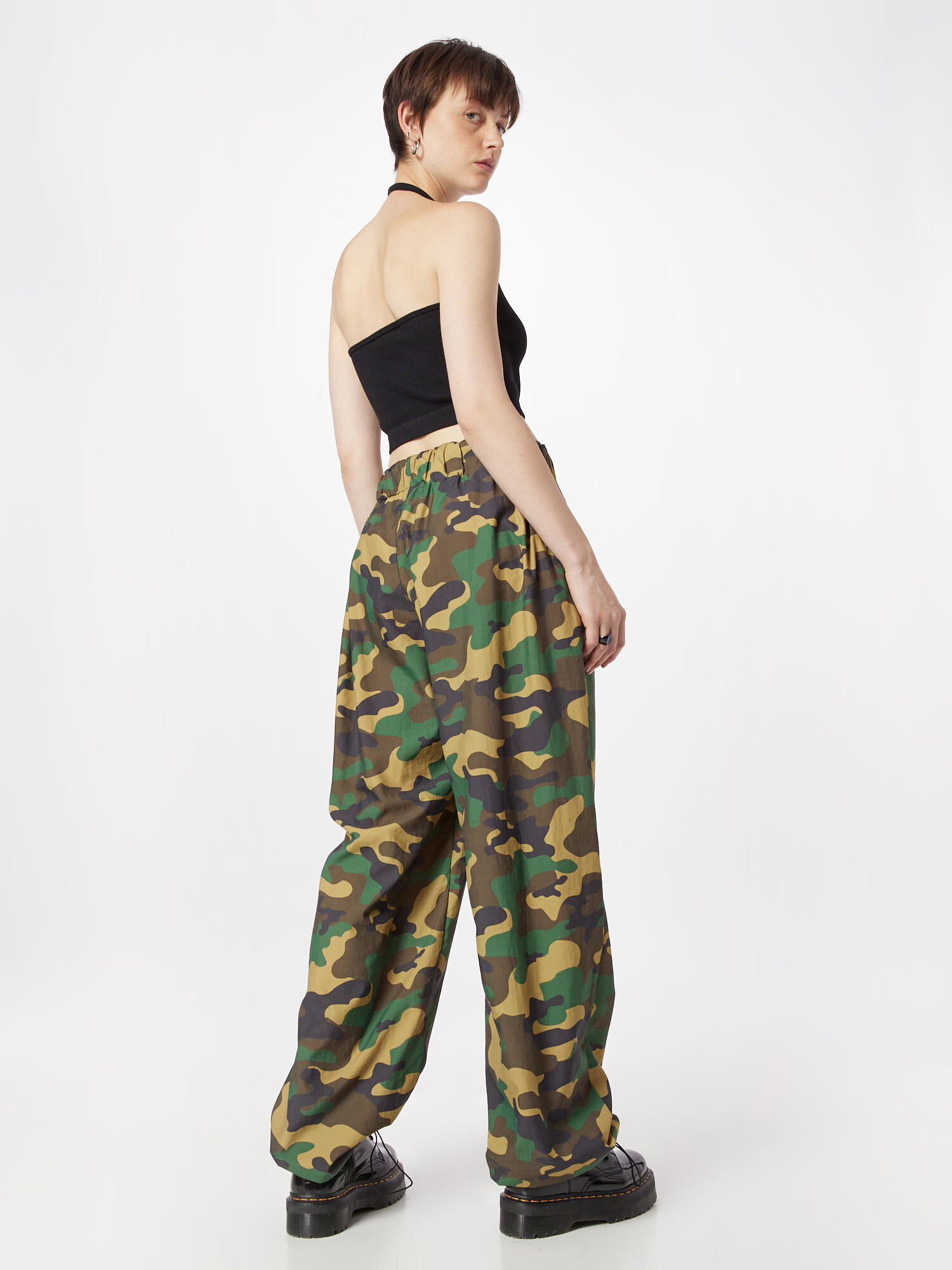 Nasty Gal Pantaloni nisipiu / sepie / gri metalic / verde închis - Pled.ro