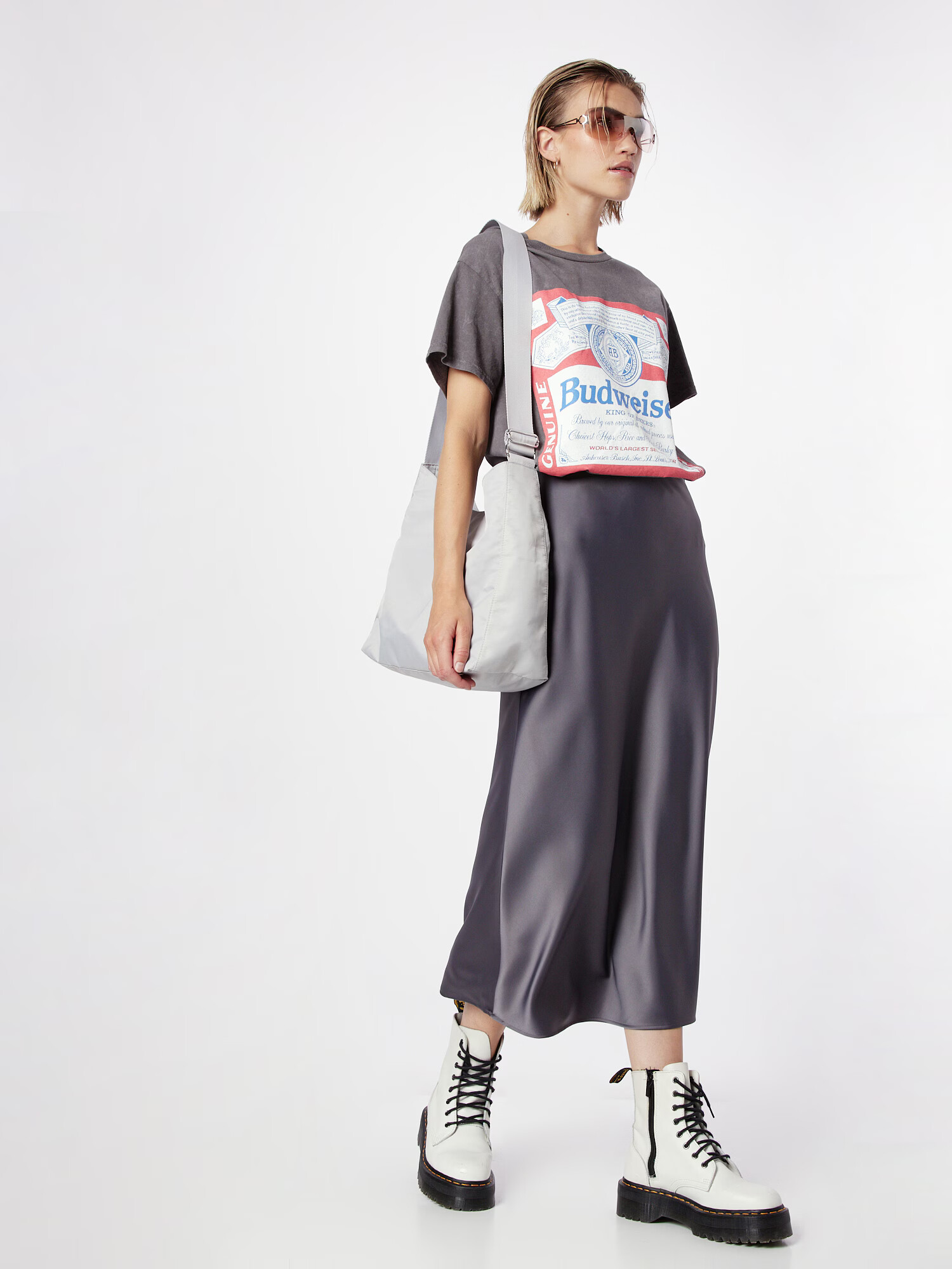 Nasty Gal Tricou 'Budweiser' albastru / gri bazalt / roșu / alb - Pled.ro