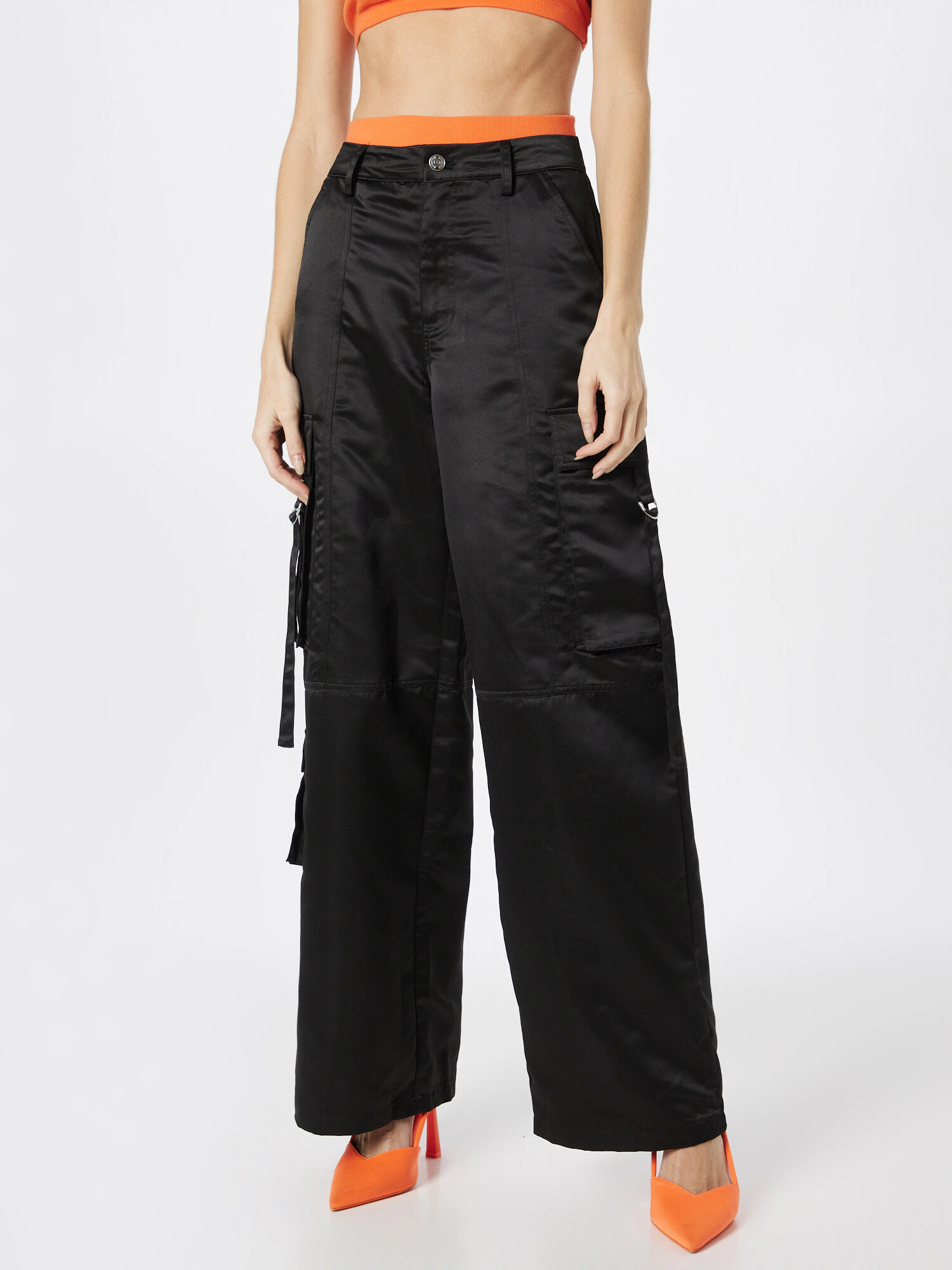 NEON & NYLON Pantaloni cu buzunare 'IZZY' negru - Pled.ro