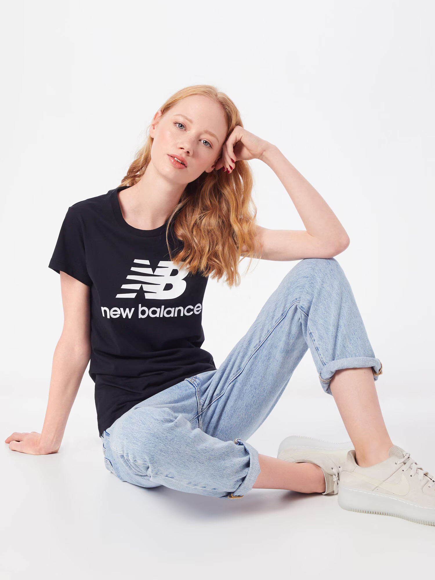 new balance Tricou 'Essentials Stacked Logo' negru / alb - Pled.ro