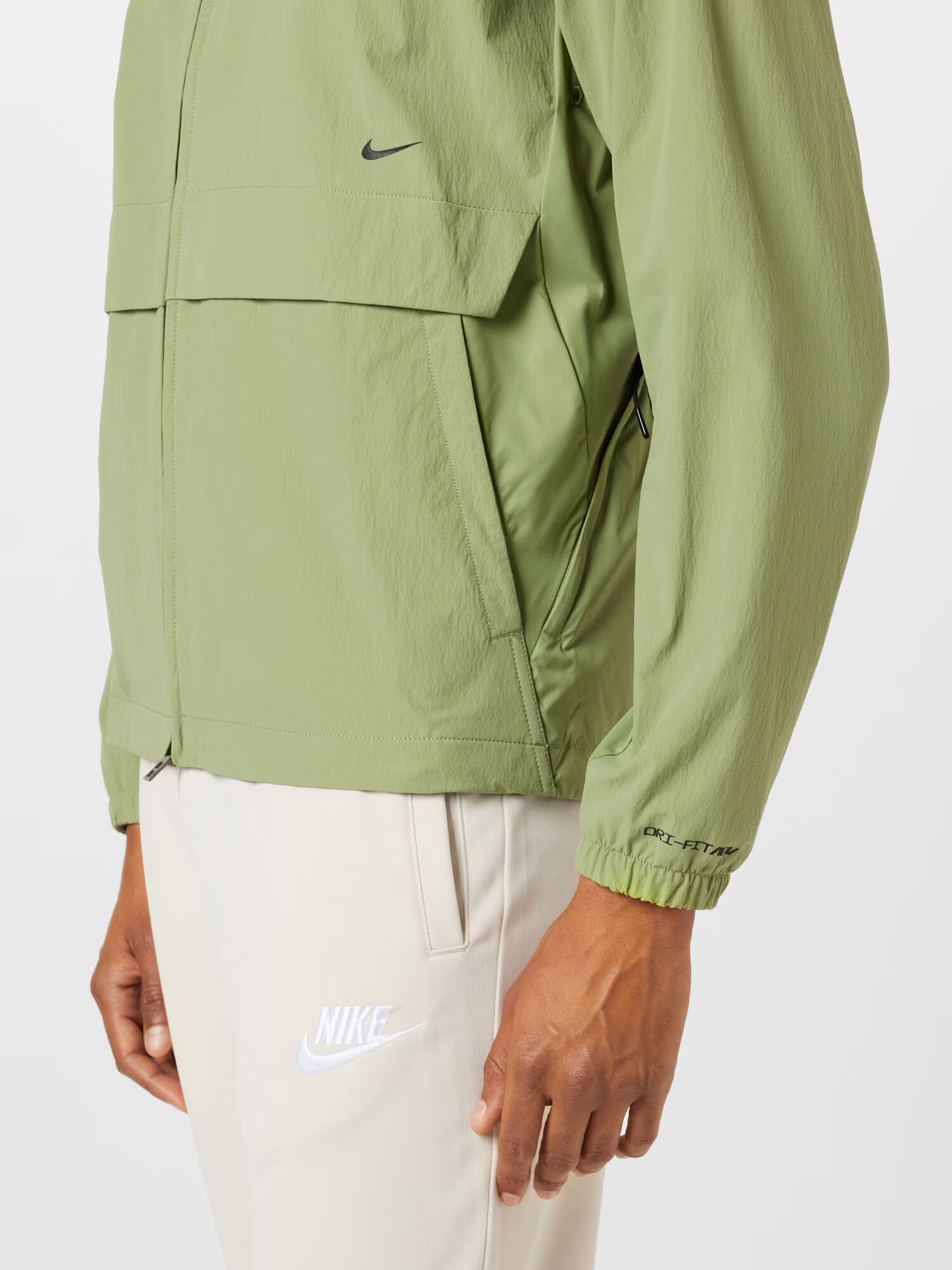 NIKE Geacă sport verde stuf / negru - Pled.ro