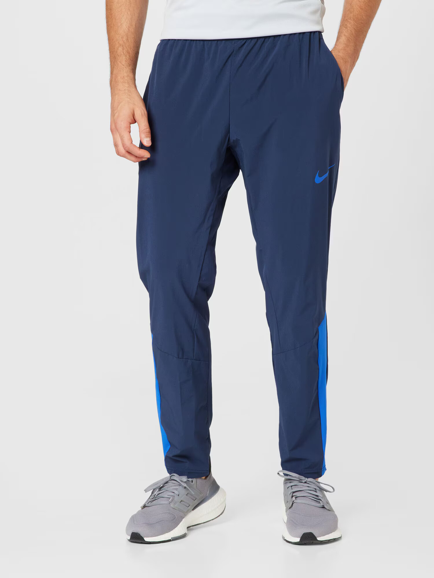 NIKE Pantaloni sport albastru / bleumarin - Pled.ro