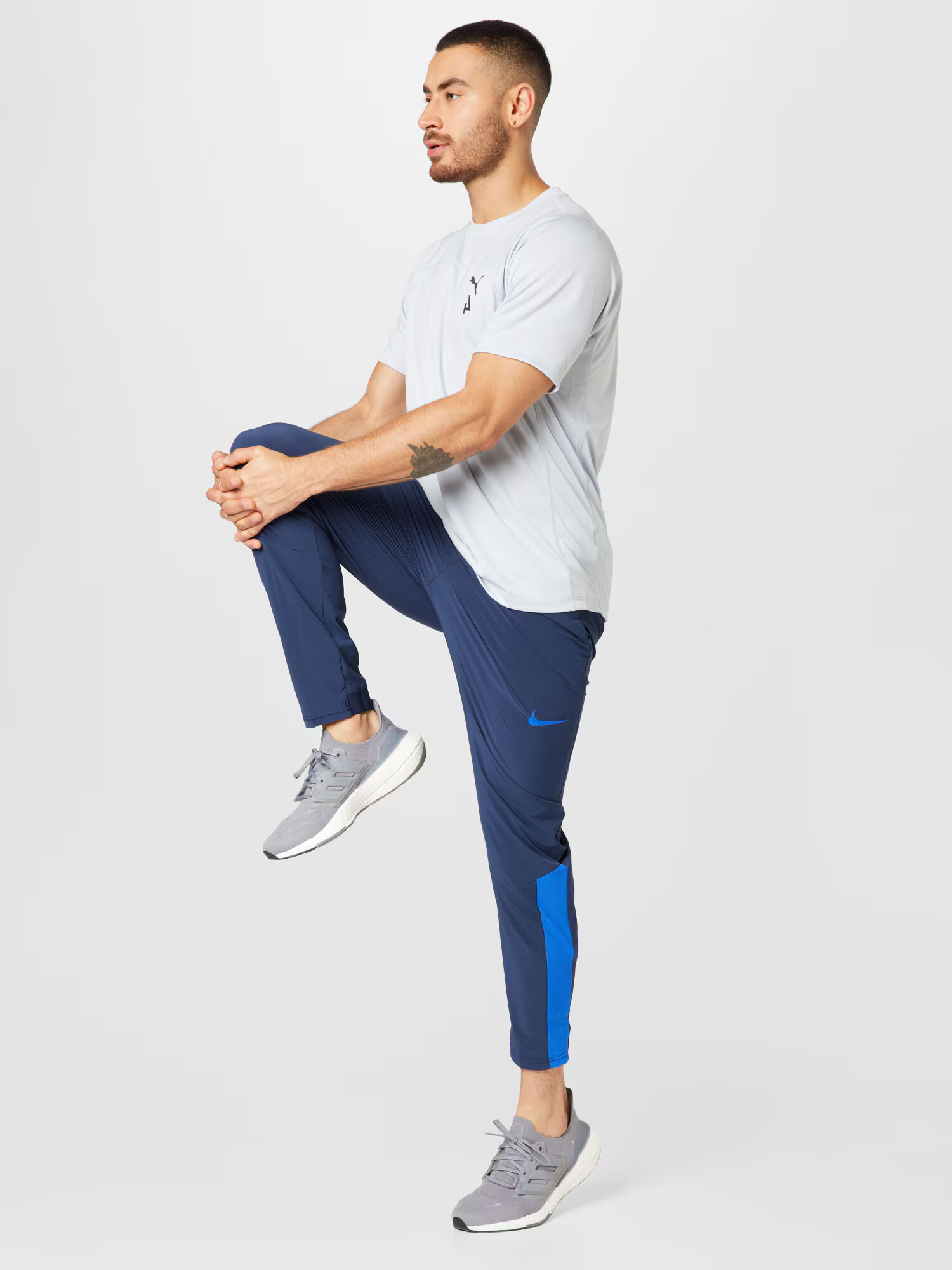 NIKE Pantaloni sport albastru / bleumarin - Pled.ro